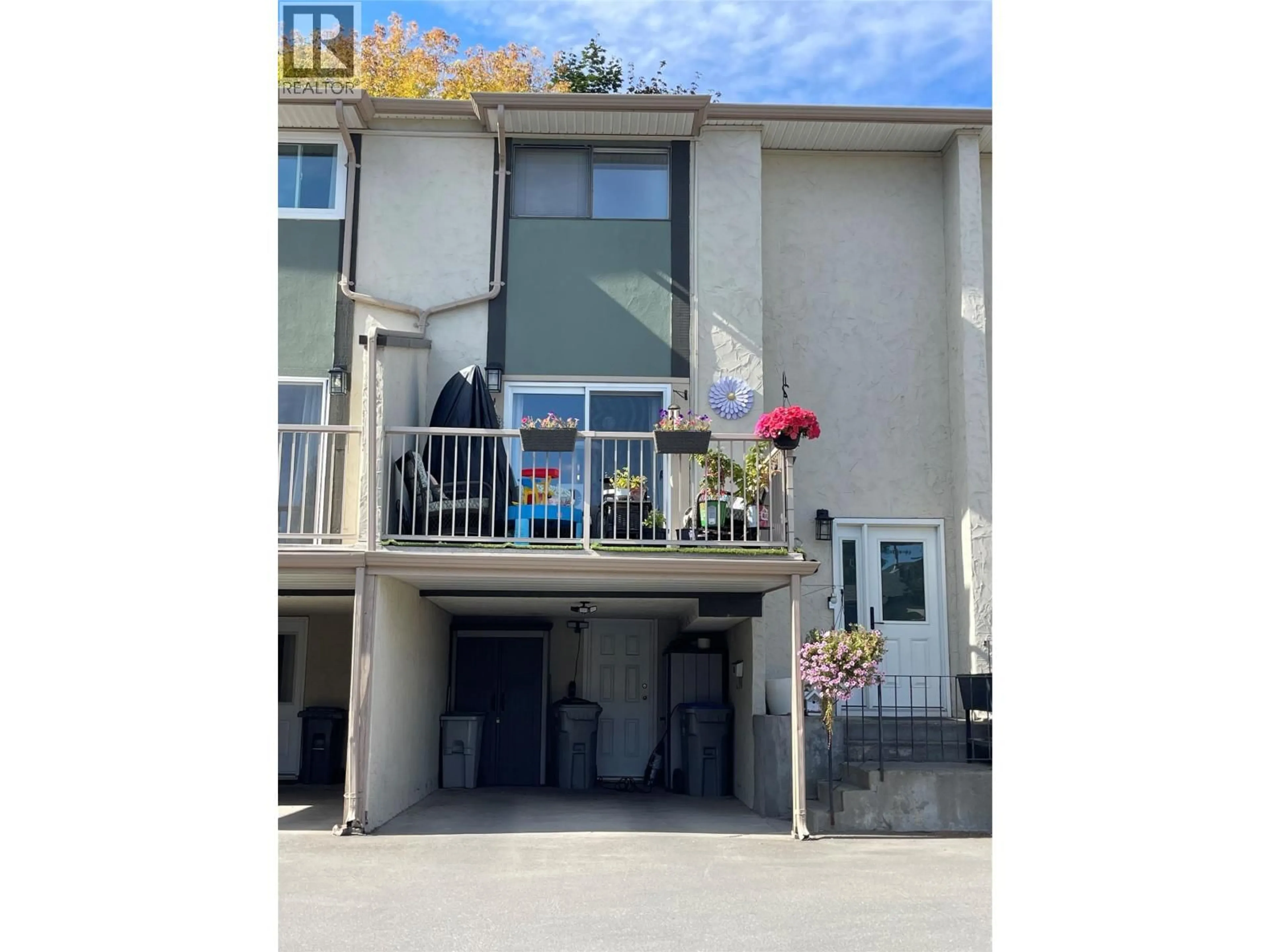 Patio, water/lake/river/ocean view for 38 - 1469 SPRINGHILL DRIVE, Kamloops British Columbia V2E1H5