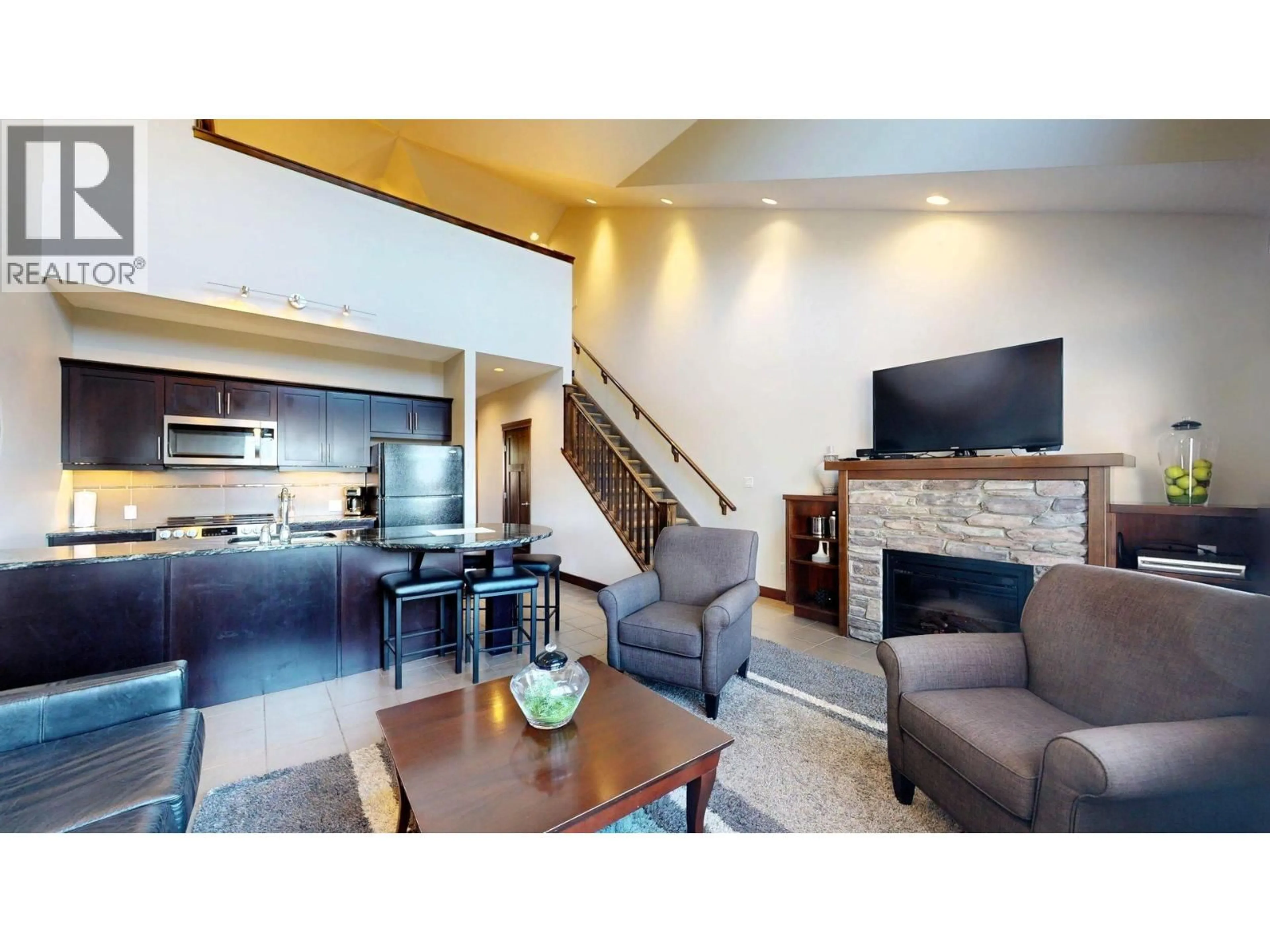 Living room with furniture, unknown for 735 P - 700 BIGHORN BOULEVARD, Radium Hot Springs British Columbia V0A1M0