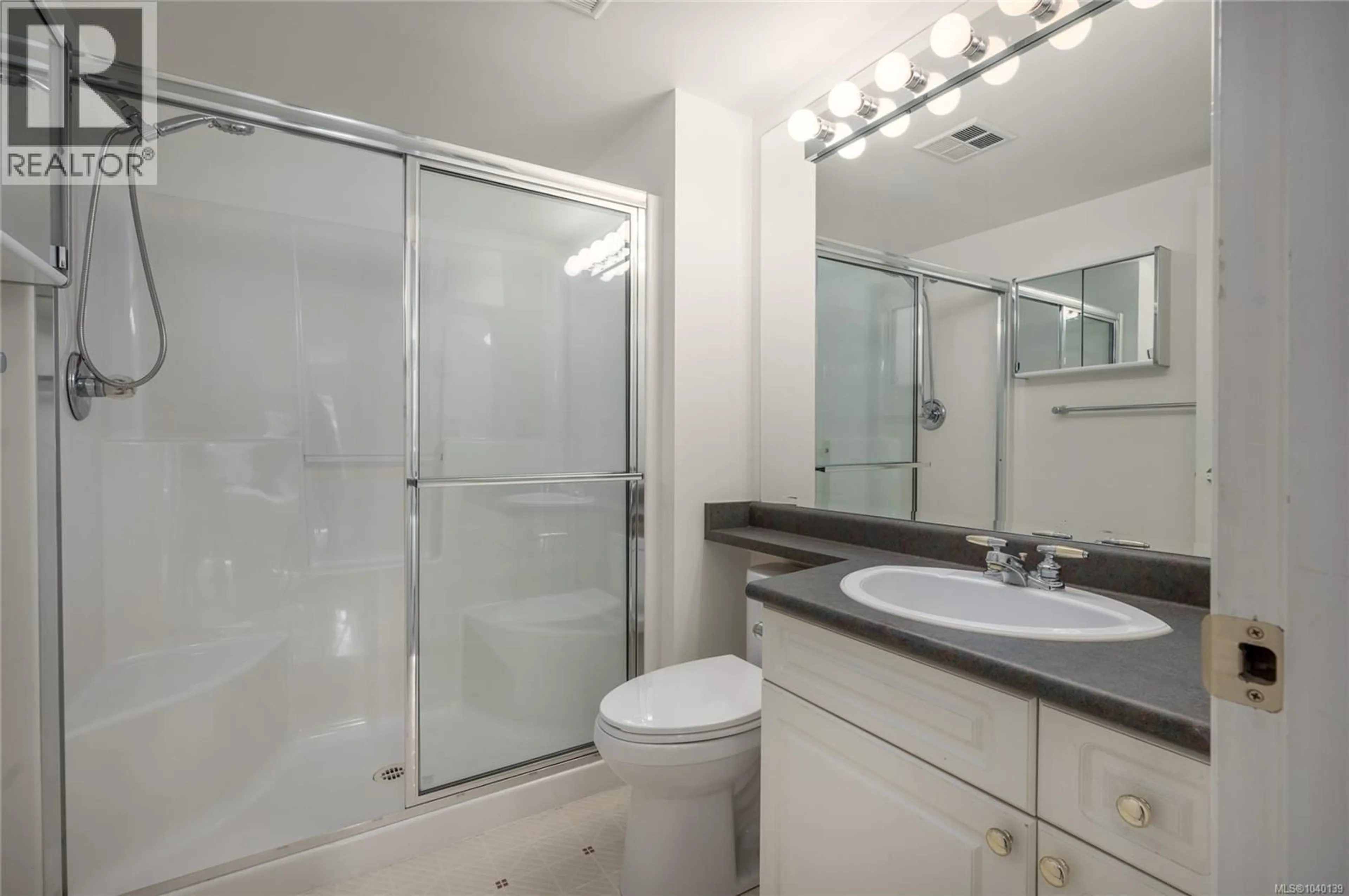 Standard bathroom, unknown for 206 - 24 PRIDEAUX STREET, Nanaimo British Columbia V9R2M4
