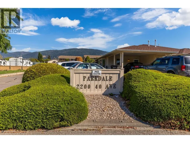 3 - 2200 40 AVENUE, Vernon 3