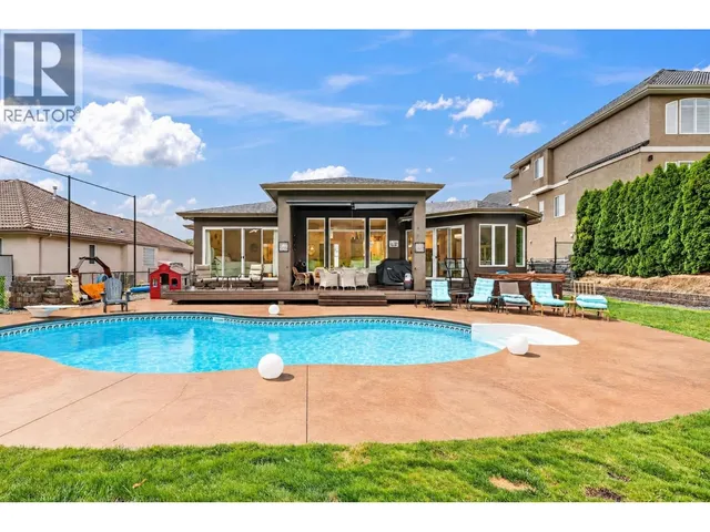 3109 CAPISTRANO COURT, Kelowna 3