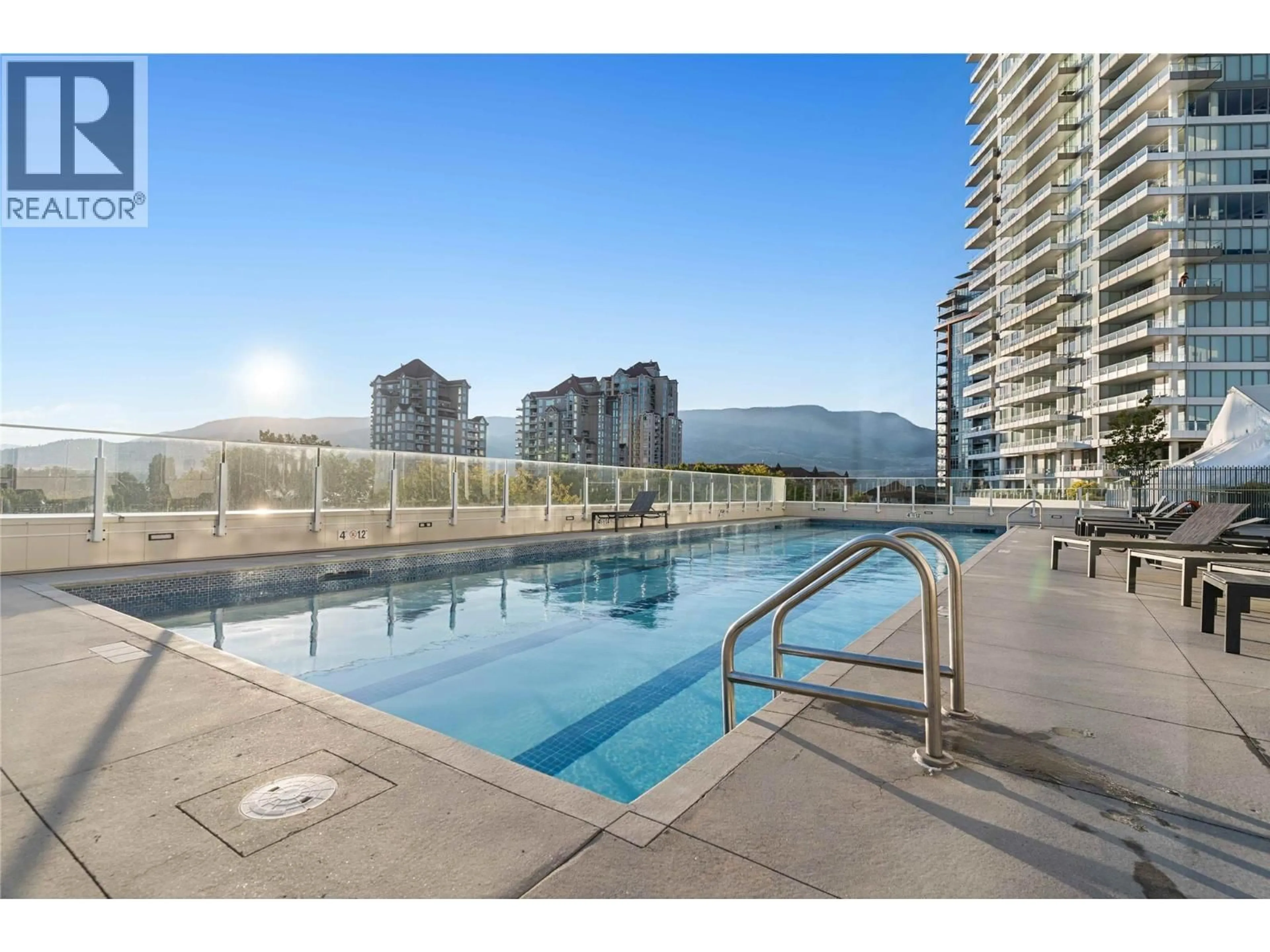 Pool for 1401 - 1181 SUNSET DRIVE, Kelowna British Columbia V1Y0L4