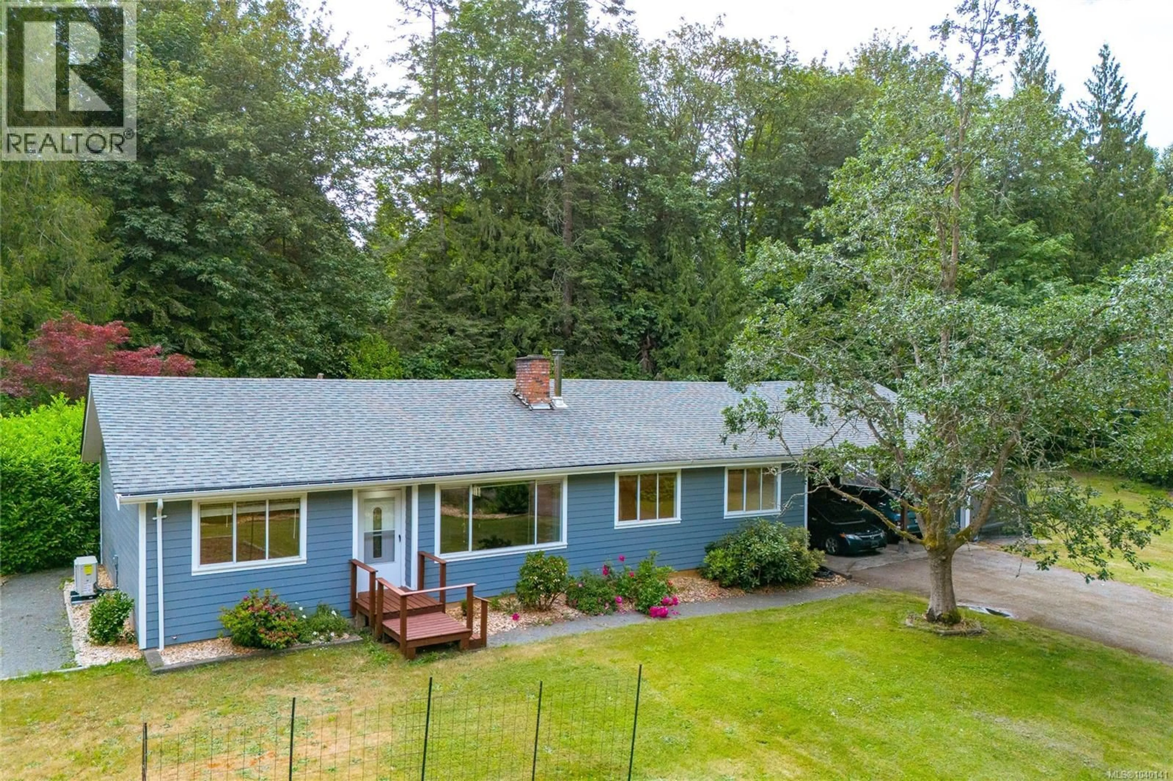 A pic from outside/outdoor area/front of a property/back of a property/a pic from drone, unknown for 4635 HOWIE ROAD NORTH, Duncan British Columbia V9L6N2