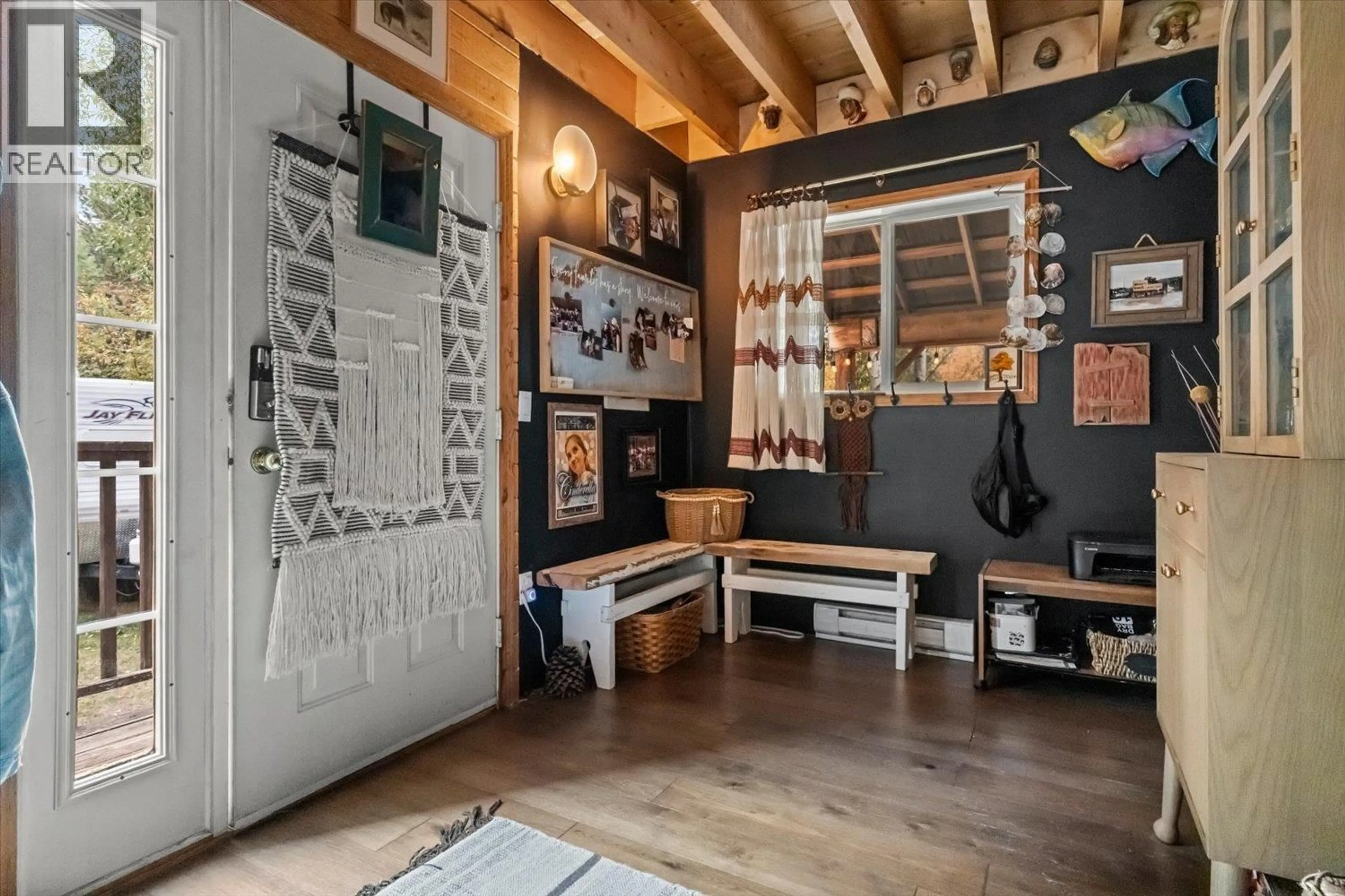 Indoor entryway for 2627 STRATHCONA AVENUE, Coalmont-Tulameen British Columbia V0X1W0