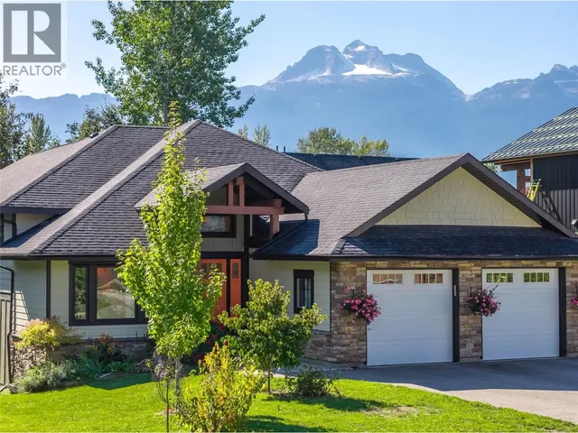 1915 ASPEN CRESCENT, Revelstoke 2
