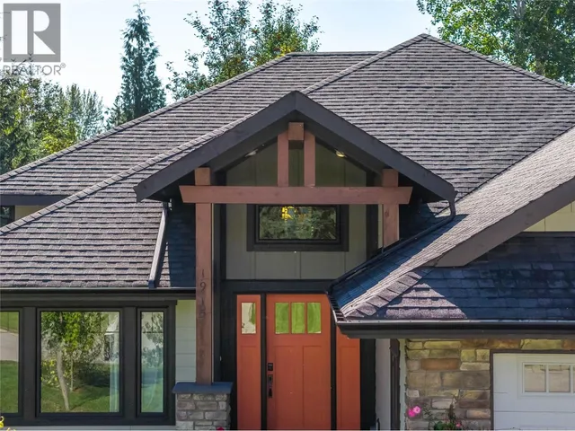 1915 ASPEN CRESCENT, Revelstoke 5