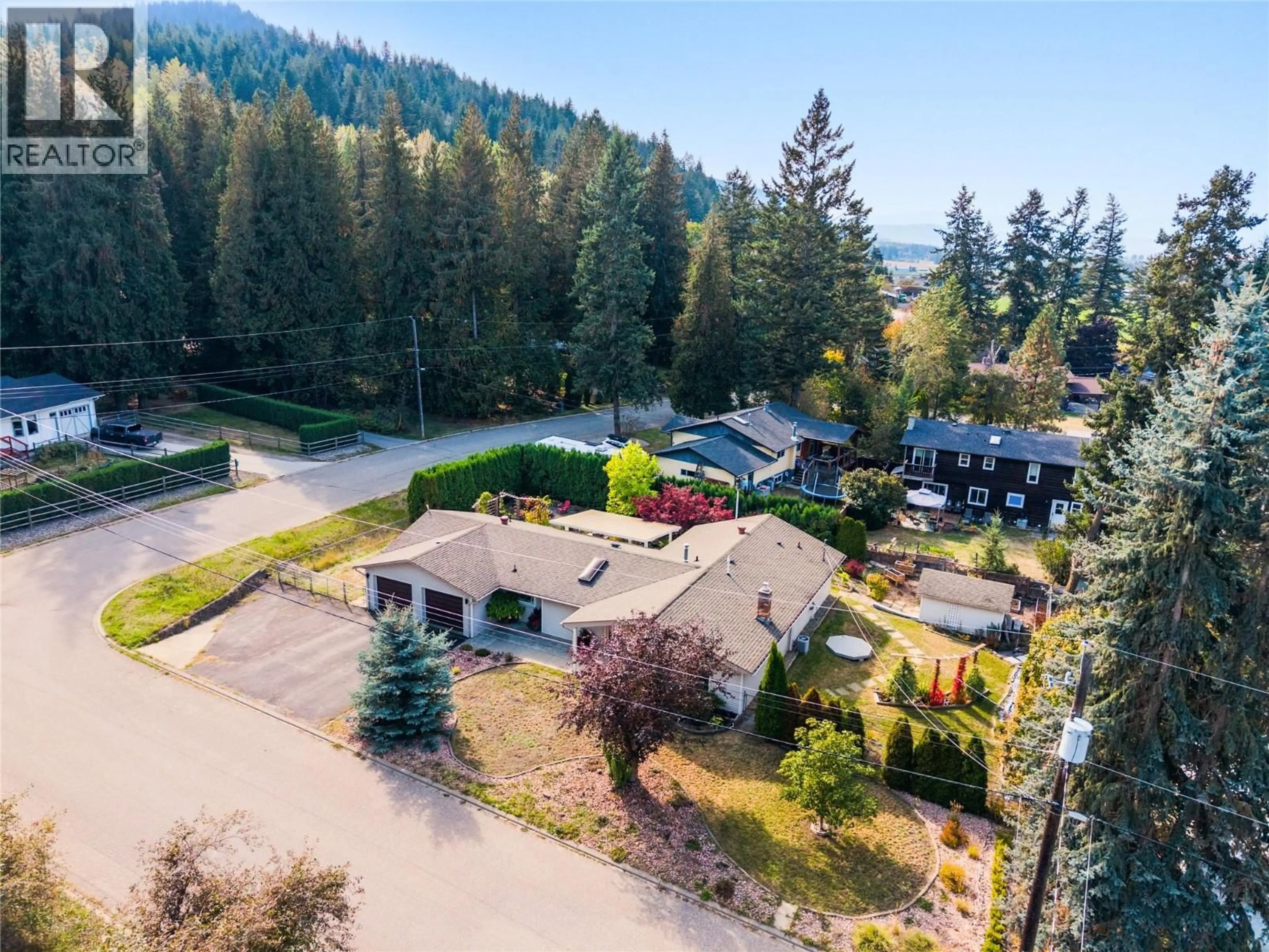 A pic from outside/outdoor area/front of a property/back of a property/a pic from drone, unknown for 9434 ANGUS DRIVE, Coldstream British Columbia V1B3G1