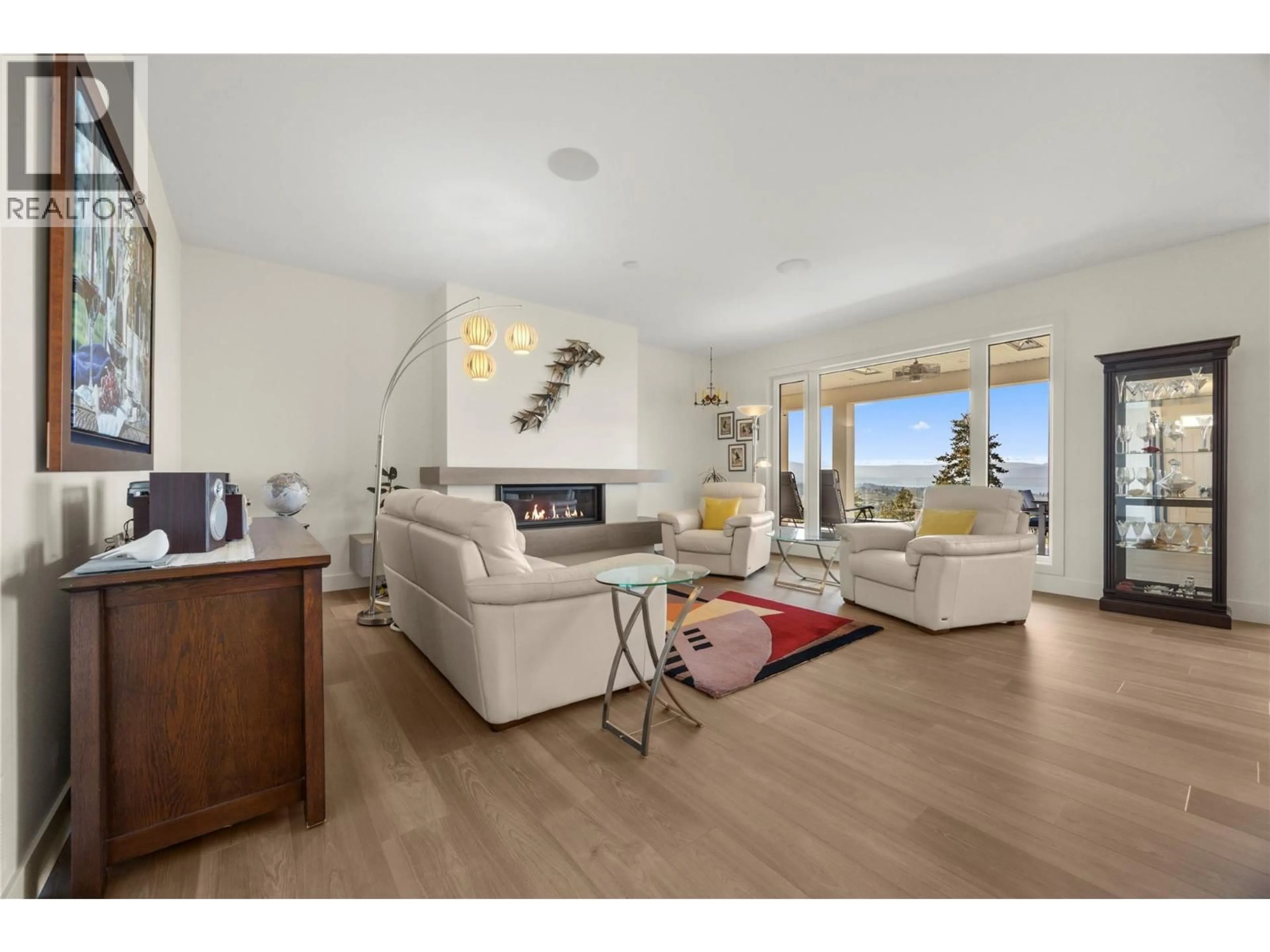 Living room with furniture, unknown for 2442 BELLA VISTA STREET, Kelowna British Columbia V1P1S1