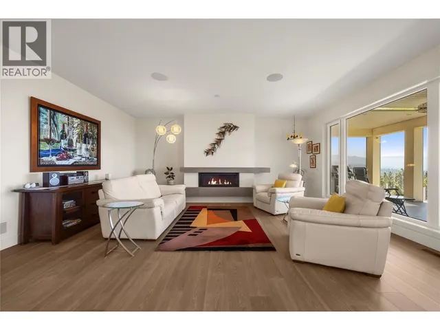 2442 BELLA VISTA STREET, Kelowna 4