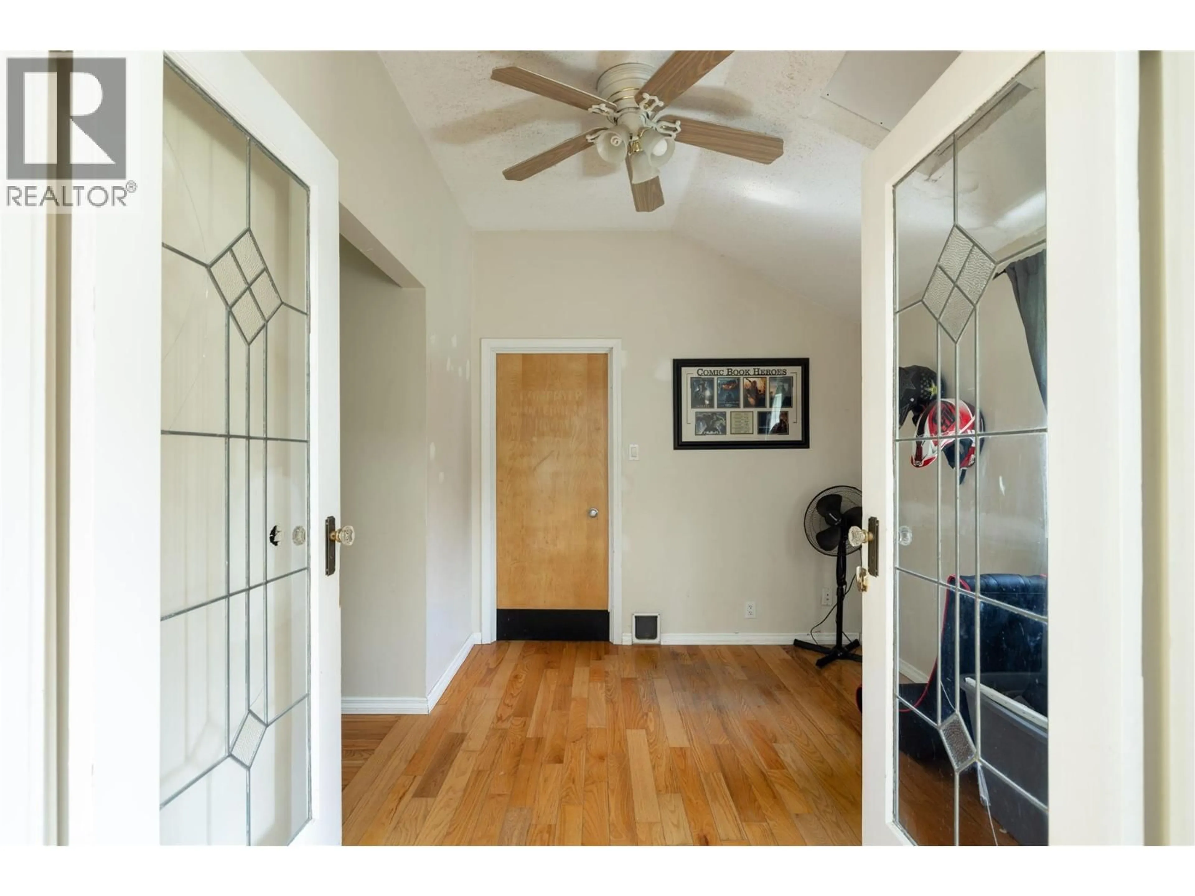 Indoor entryway for 8997 KALAMALKA ROAD, Coldstream British Columbia V1B3C2