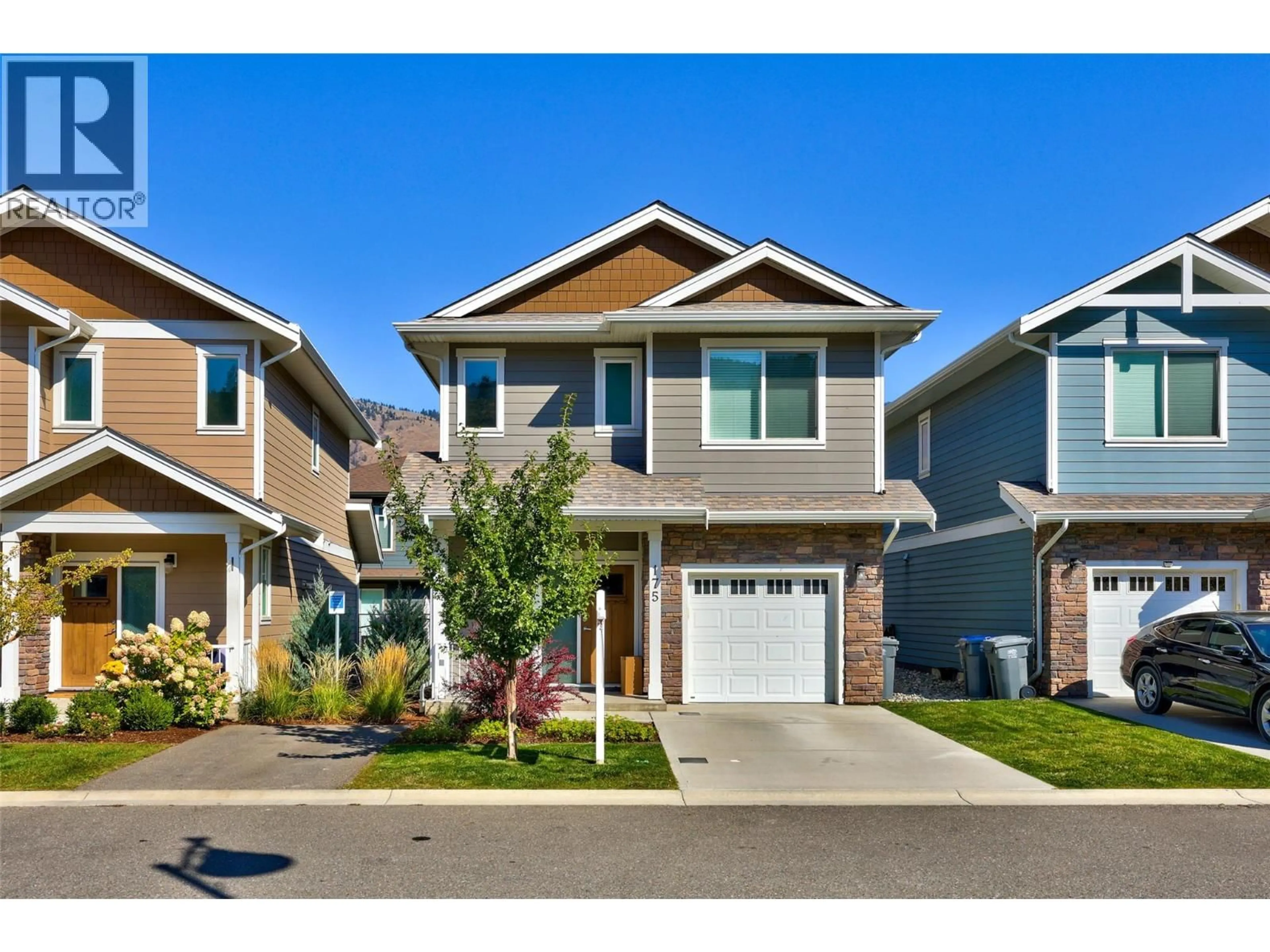 Home with vinyl exterior material, street for 175 - 200 GRAND BOULEVARD, Kamloops British Columbia V2C0H3