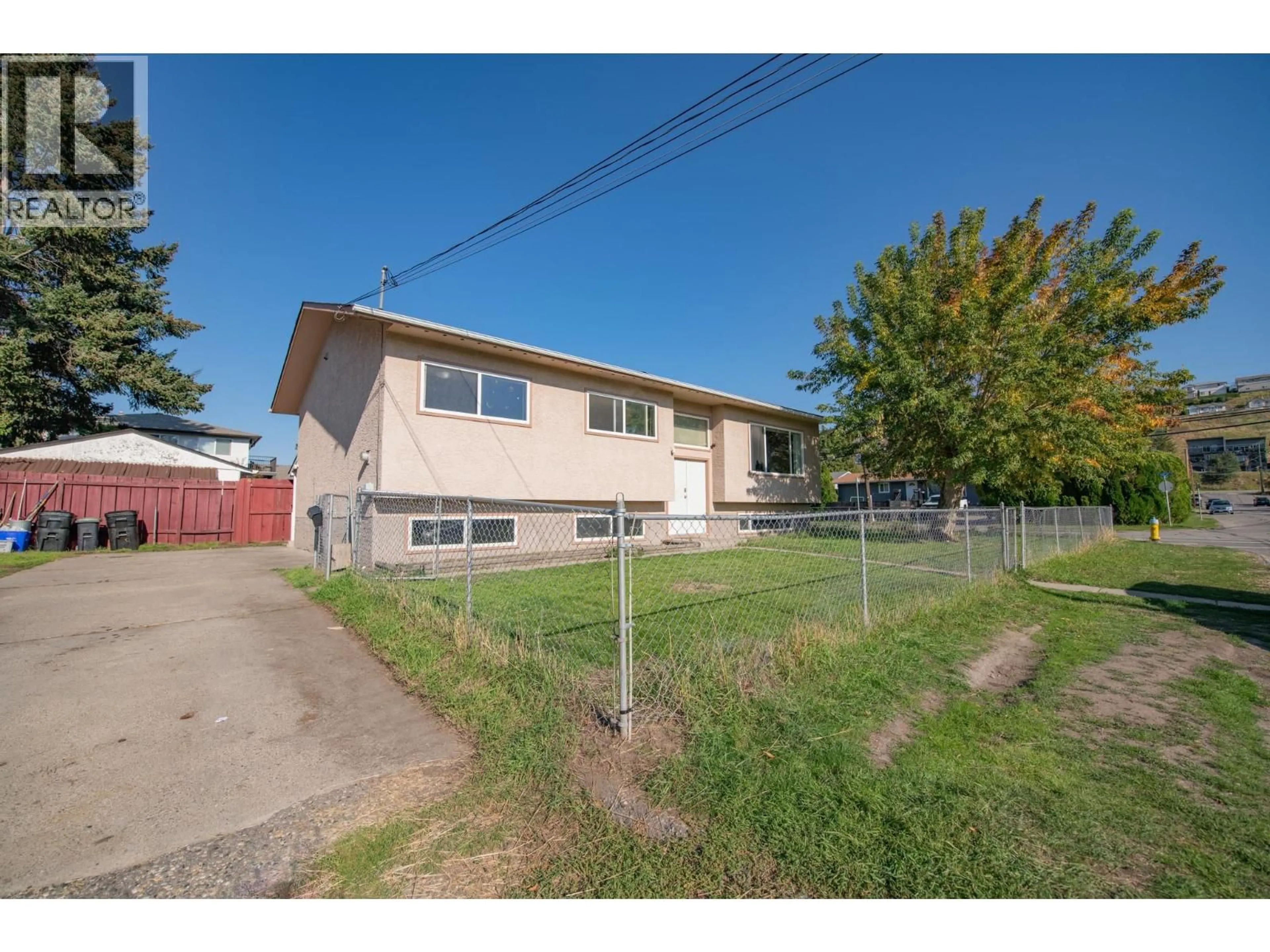 A pic from outside/outdoor area/front of a property/back of a property/a pic from drone, street for 4301 16TH AVENUE, Vernon British Columbia V1t6P3