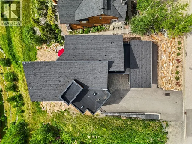 4249 BELLA VISTA DRIVE, Sun Peaks 3