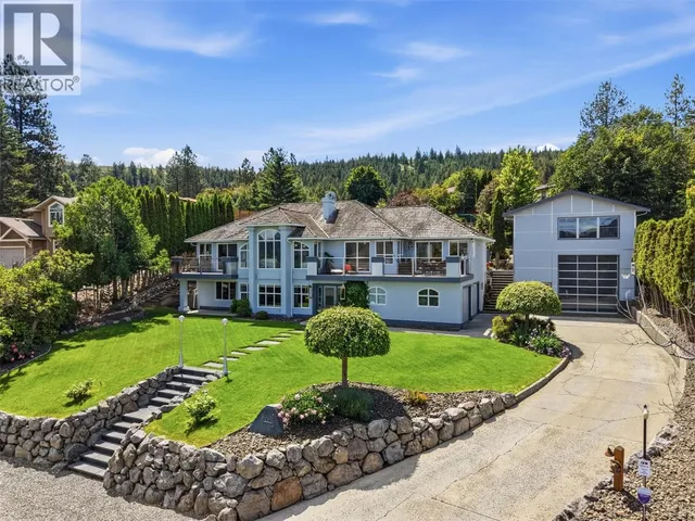 2015 HIGH COUNTRY BOULEVARD, Kamloops 2