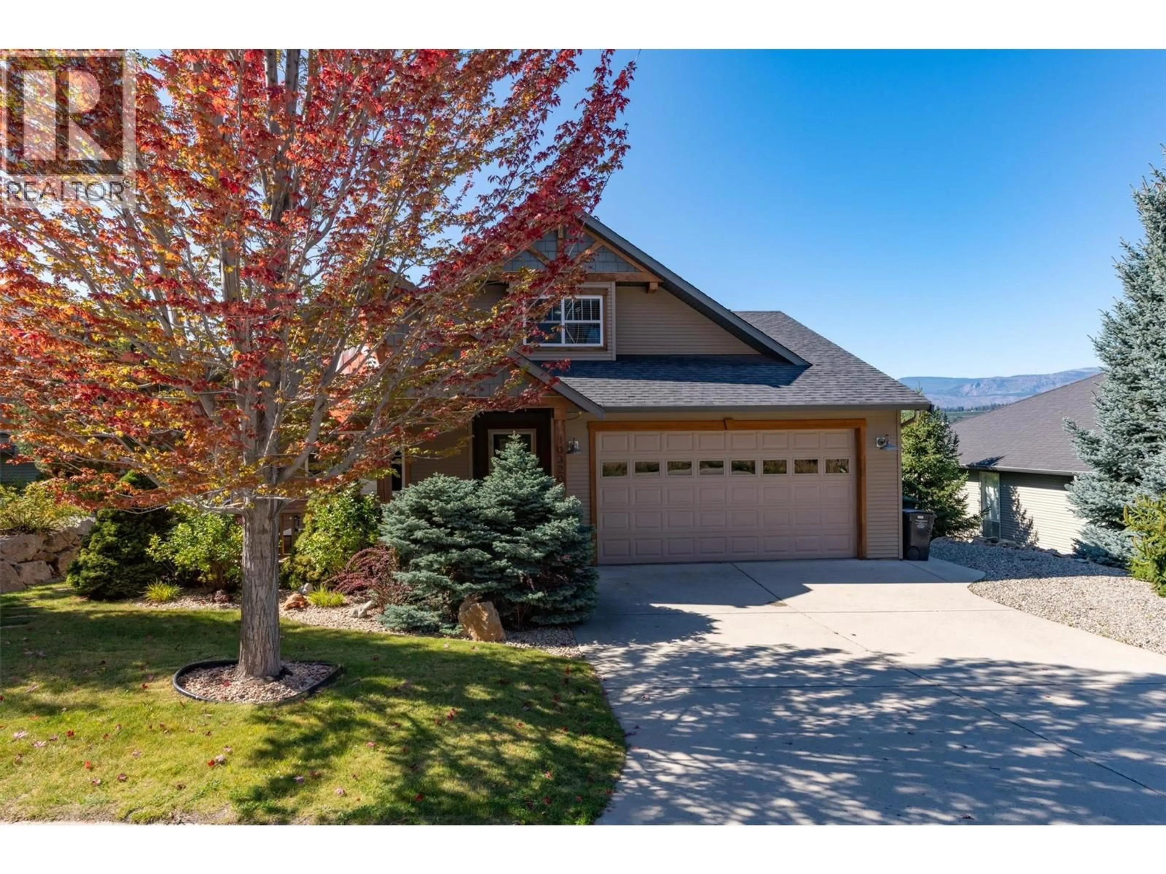 Home with vinyl exterior material, street for 10320 TERESA ROAD, Lake Country British Columbia V4V2N6
