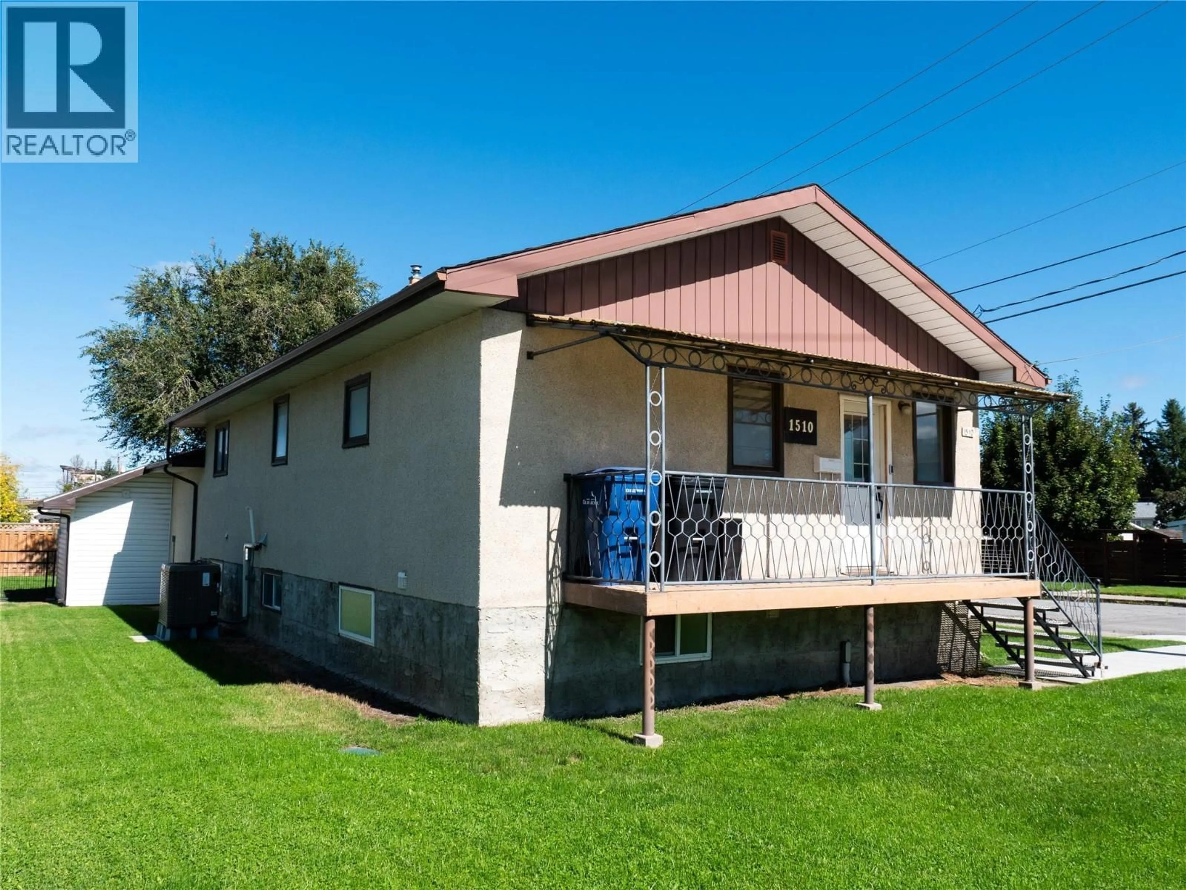 Home with vinyl exterior material, building for 1510 4TH STREET NORTH, Cranbrook British Columbia V1C3L5