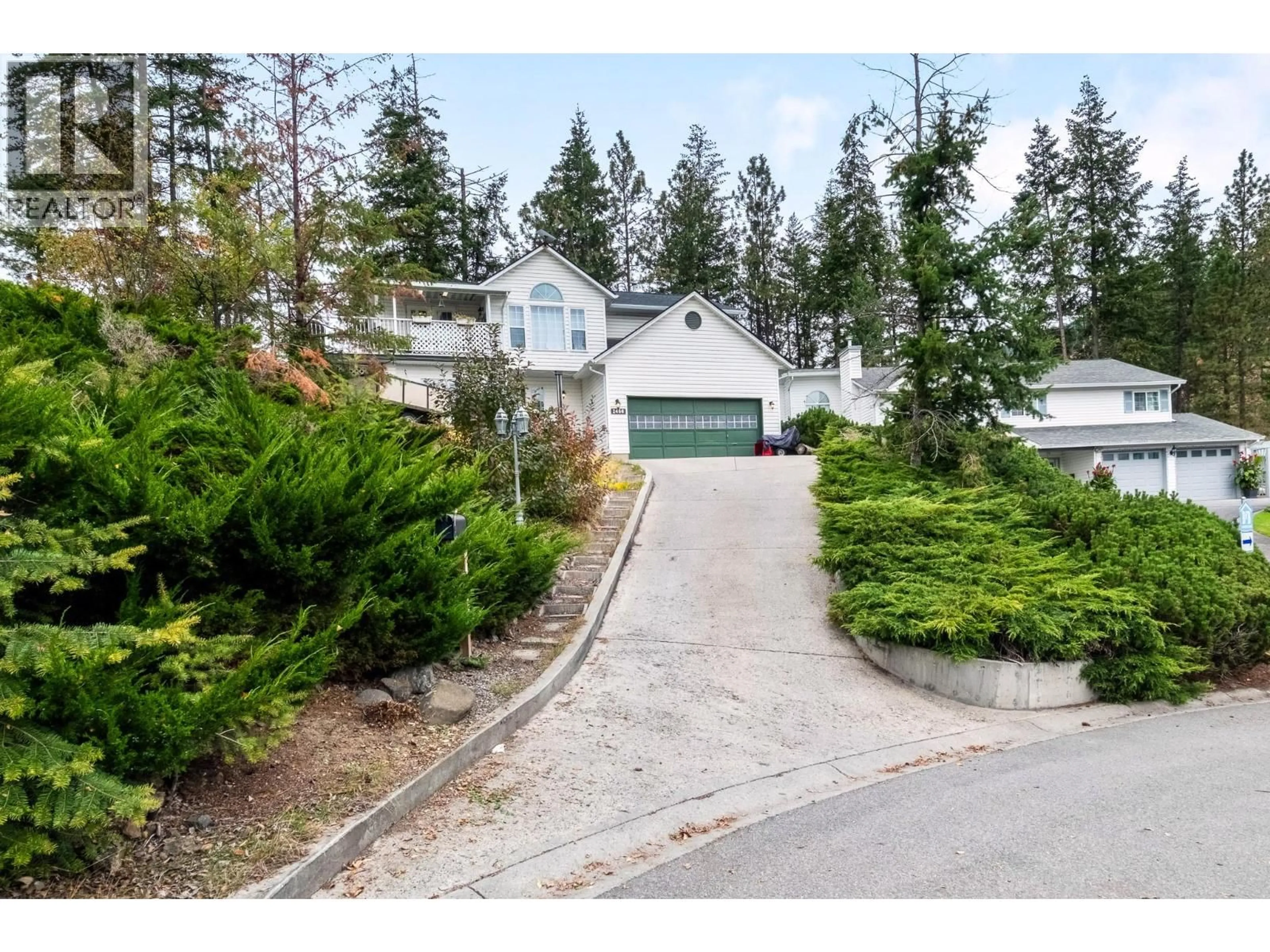 A pic from outside/outdoor area/front of a property/back of a property/a pic from drone, street for 2466 ALEXANDRIA WAY, West Kelowna British Columbia V4T1T6