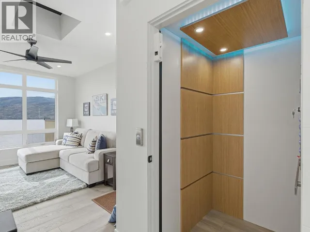 5975 PRINCESS STREET, Peachland 3