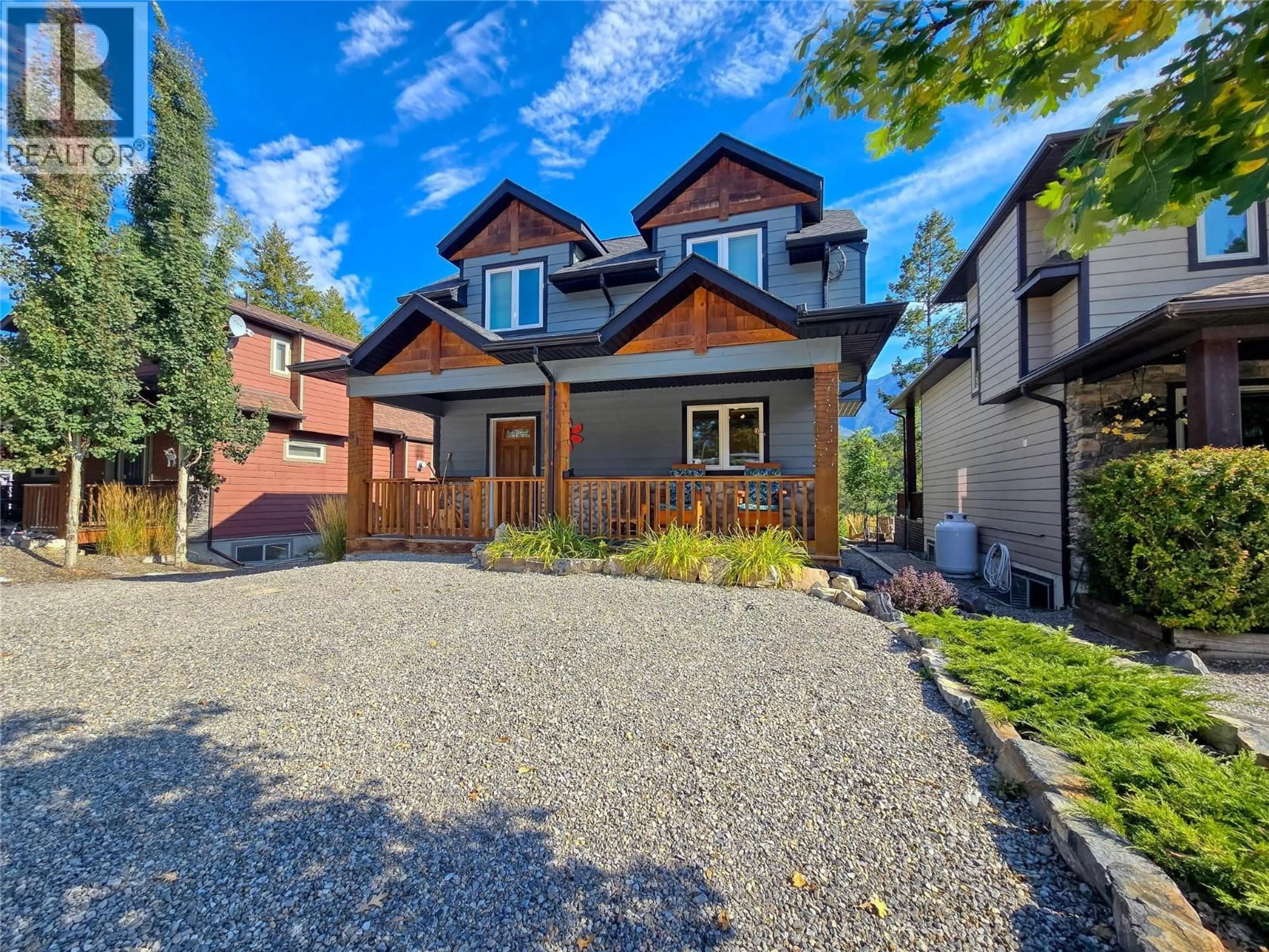 Home with brick exterior material, street for 81 - 4868 RIVERVIEW DRIVE, Edgewater British Columbia V0A1E0
