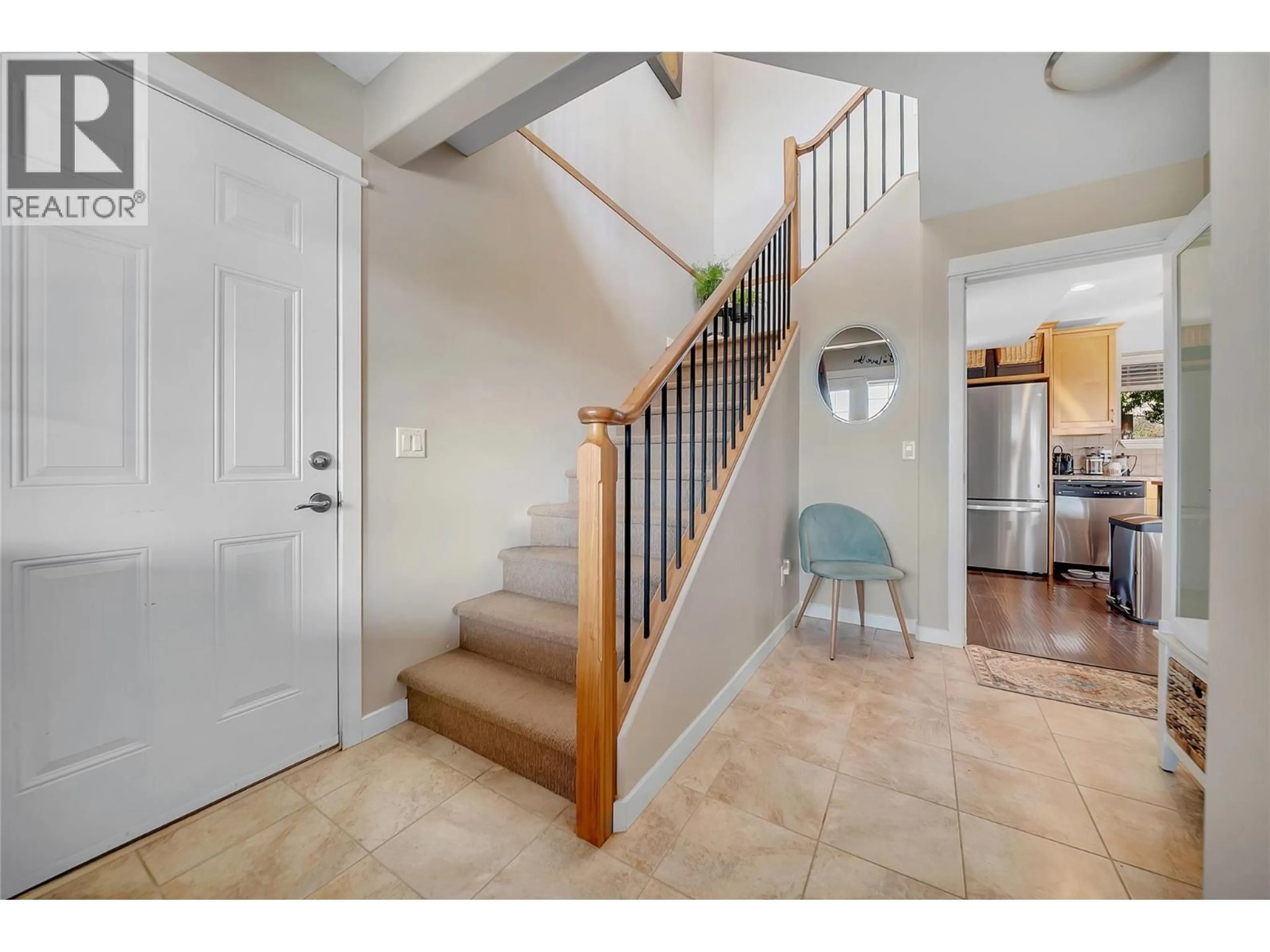 Indoor entryway for 2533 COPPER RIDGE DRIVE, West Kelowna British Columbia V4T2X6