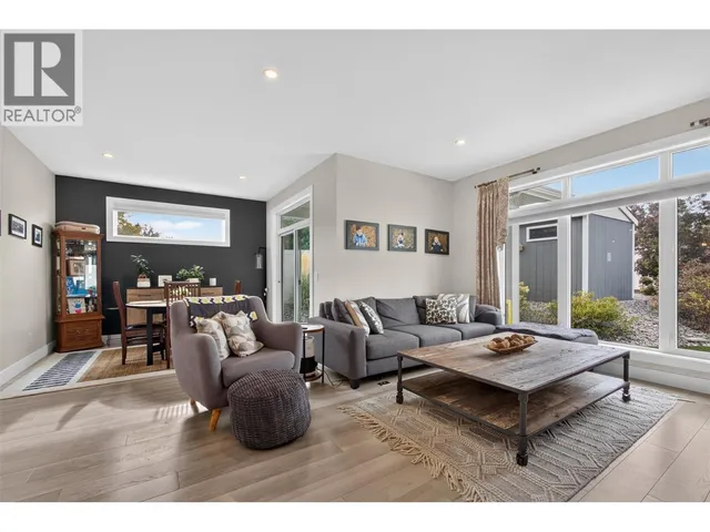 2400 HAWKS BOULEVARD, West Kelowna 3
