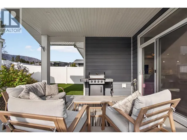 2400 HAWKS BOULEVARD, West Kelowna 5