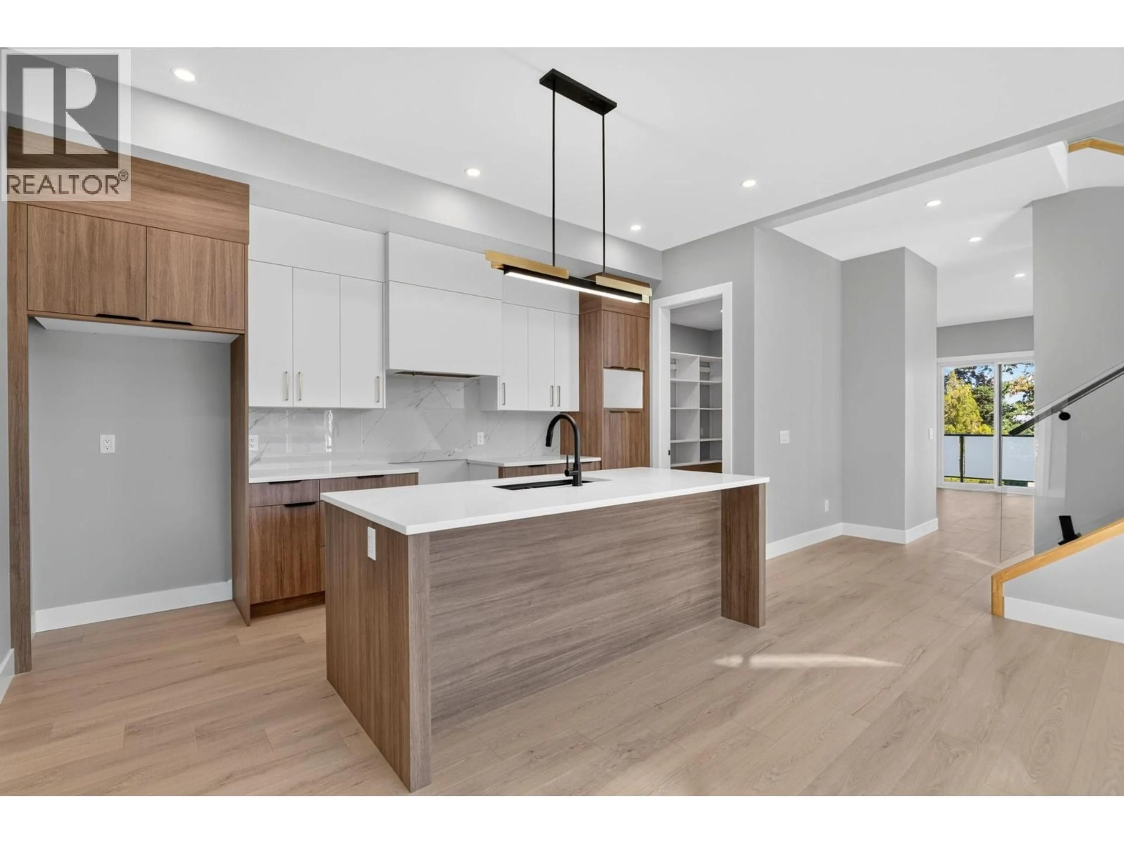 Open concept kitchen, unknown for 3 - 757 BARNABY ROAD, Kelowna British Columbia V1W4N9