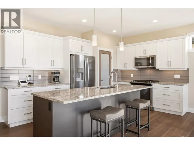 1530 WINTER LANE, Kelowna 3
