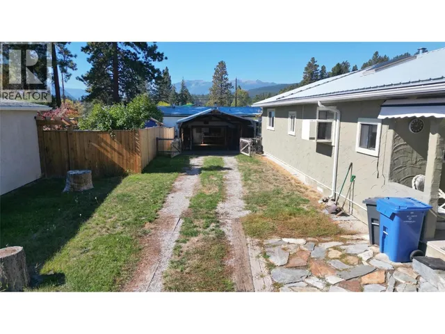 113 311 AVENUE, Kimberley 2