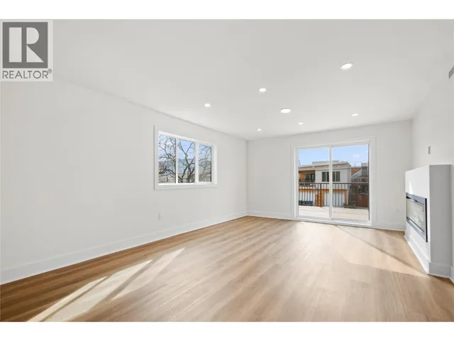 203 - 578 LAKESHORE DRIVE, Penticton 5