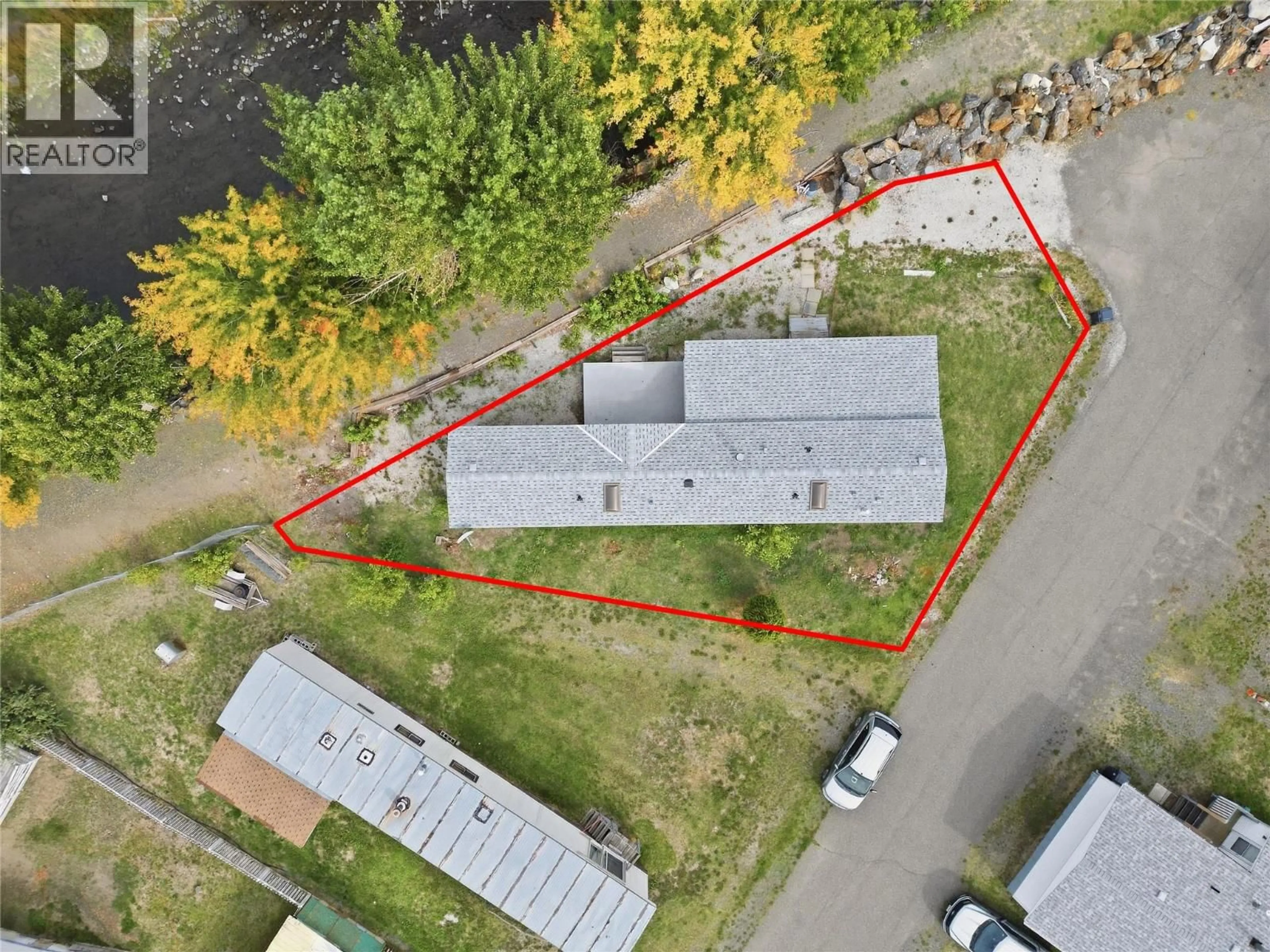 A pic from outside/outdoor area/front of a property/back of a property/a pic from drone, building for 71 - 701 TRANS CANADA HIGHWAY, Cache Creek British Columbia V0K1H0