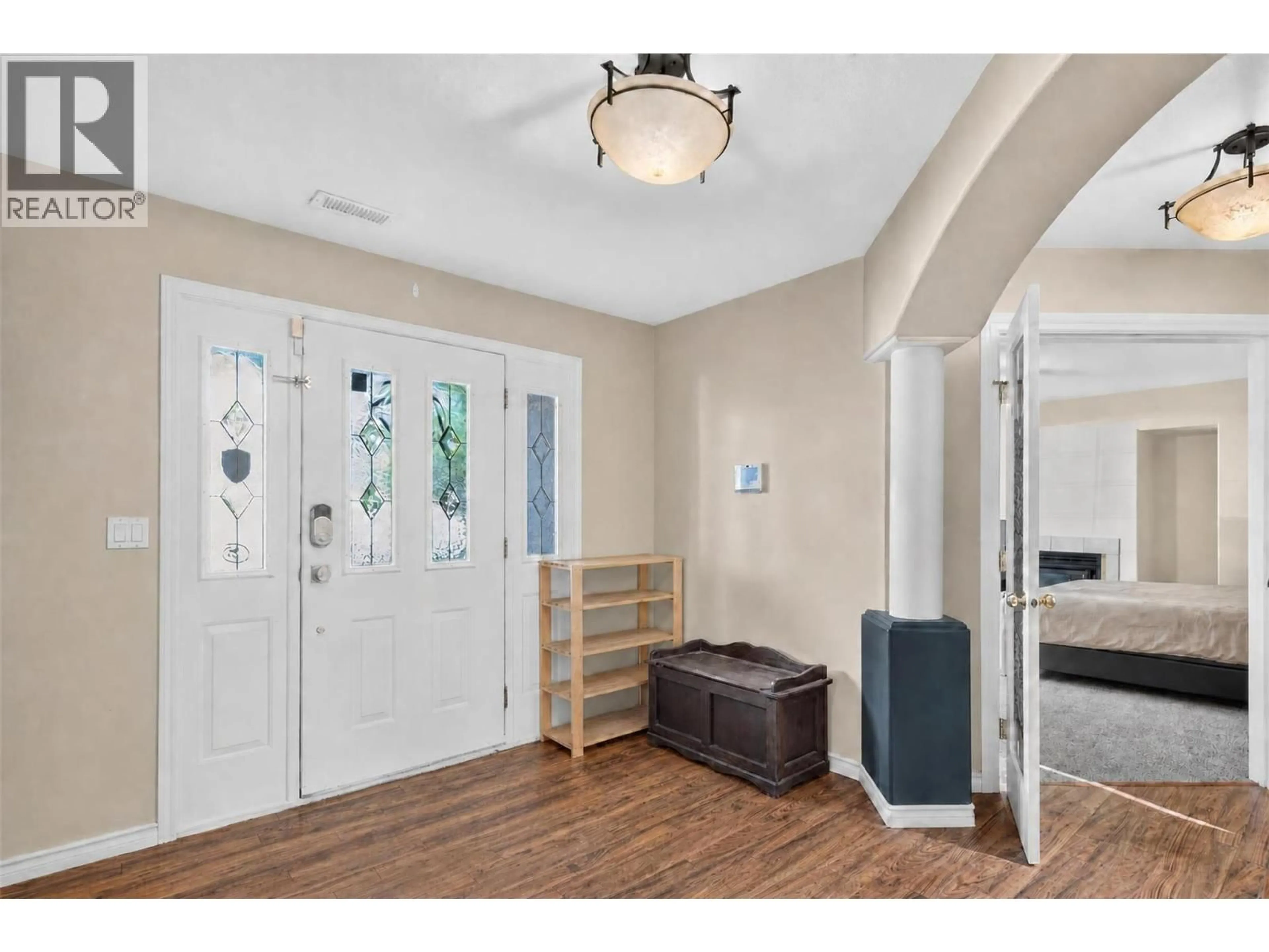 Indoor entryway for 2471 ASQUITH COURT, West Kelowna British Columbia V4T2A0