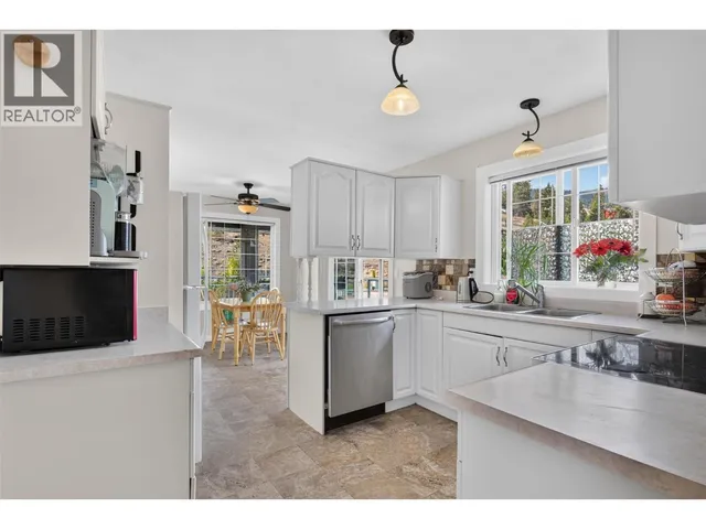 2471 ASQUITH COURT, West Kelowna 5