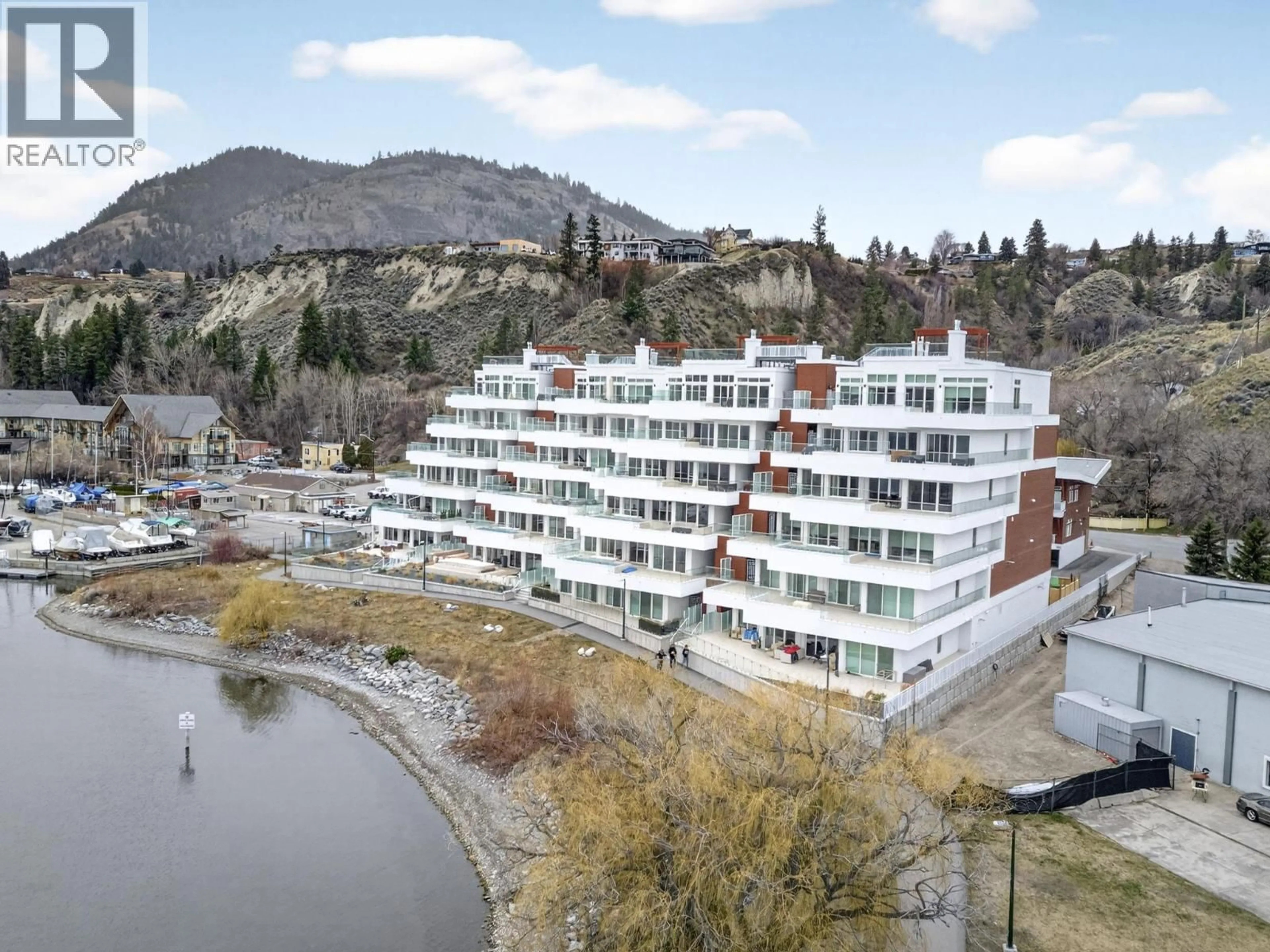 Blurry image for 202 - 13415 LAKESHORE DRIVE SOUTH, Summerland British Columbia V0H1Z1