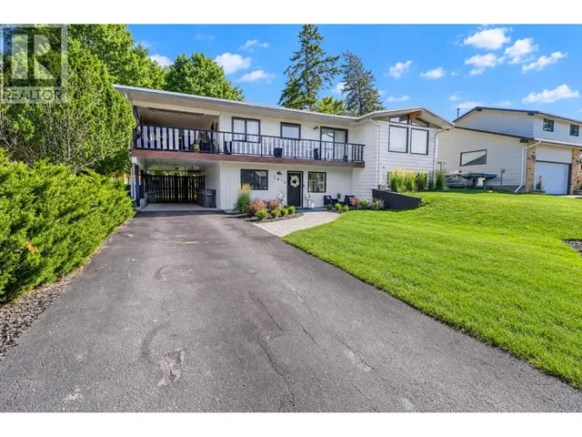 1816 MT CONNELL CRESCENT, Cranbrook 2