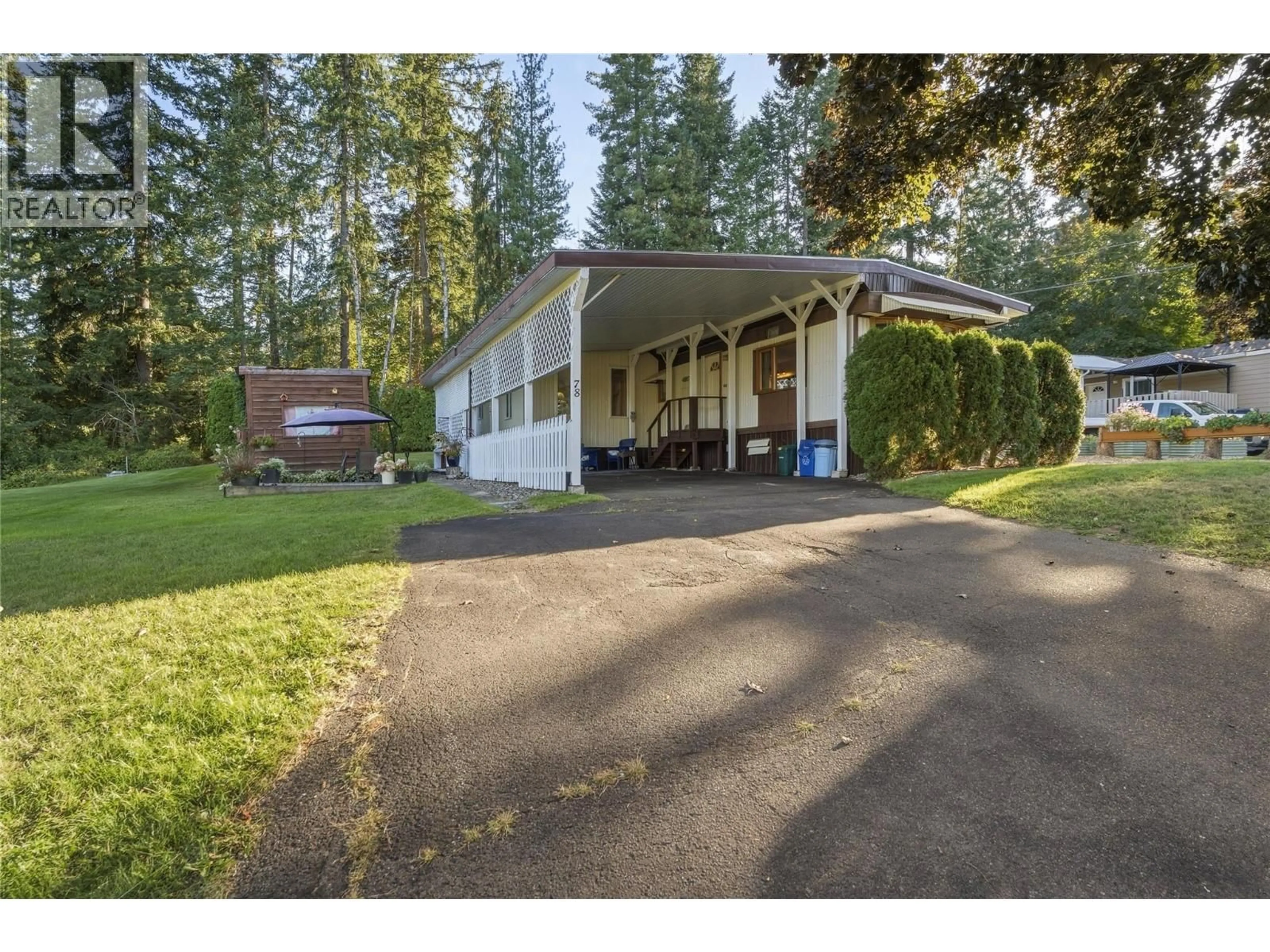 Indoor garage for 78 - 2500 97B HIGHWAY SOUTHEAST, Salmon Arm British Columbia V1E1C1