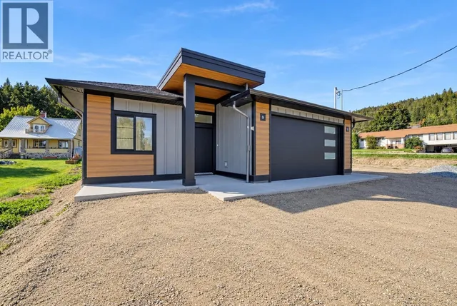 186 SALMON ARM DRIVE, Enderby 3