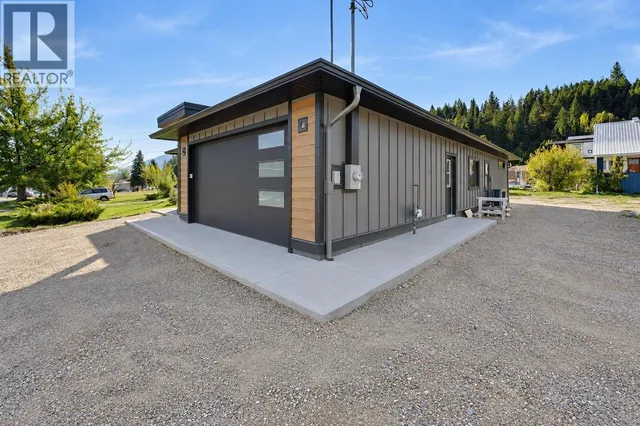186 SALMON ARM DRIVE, Enderby 5