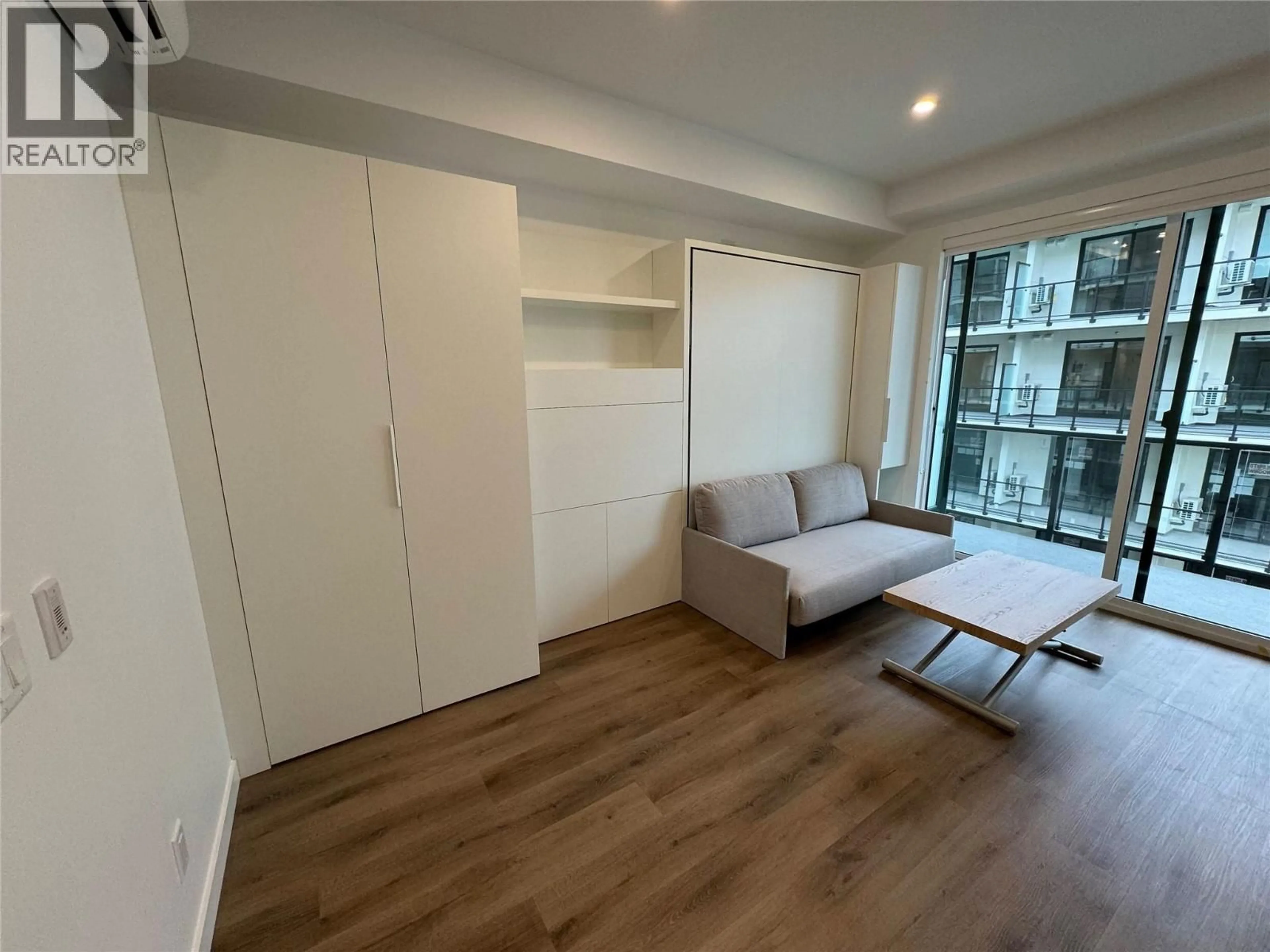 A pic of a room for 445 - 1274 DEVONSHIRE AVENUE, Kelowna British Columbia V1Y0M7