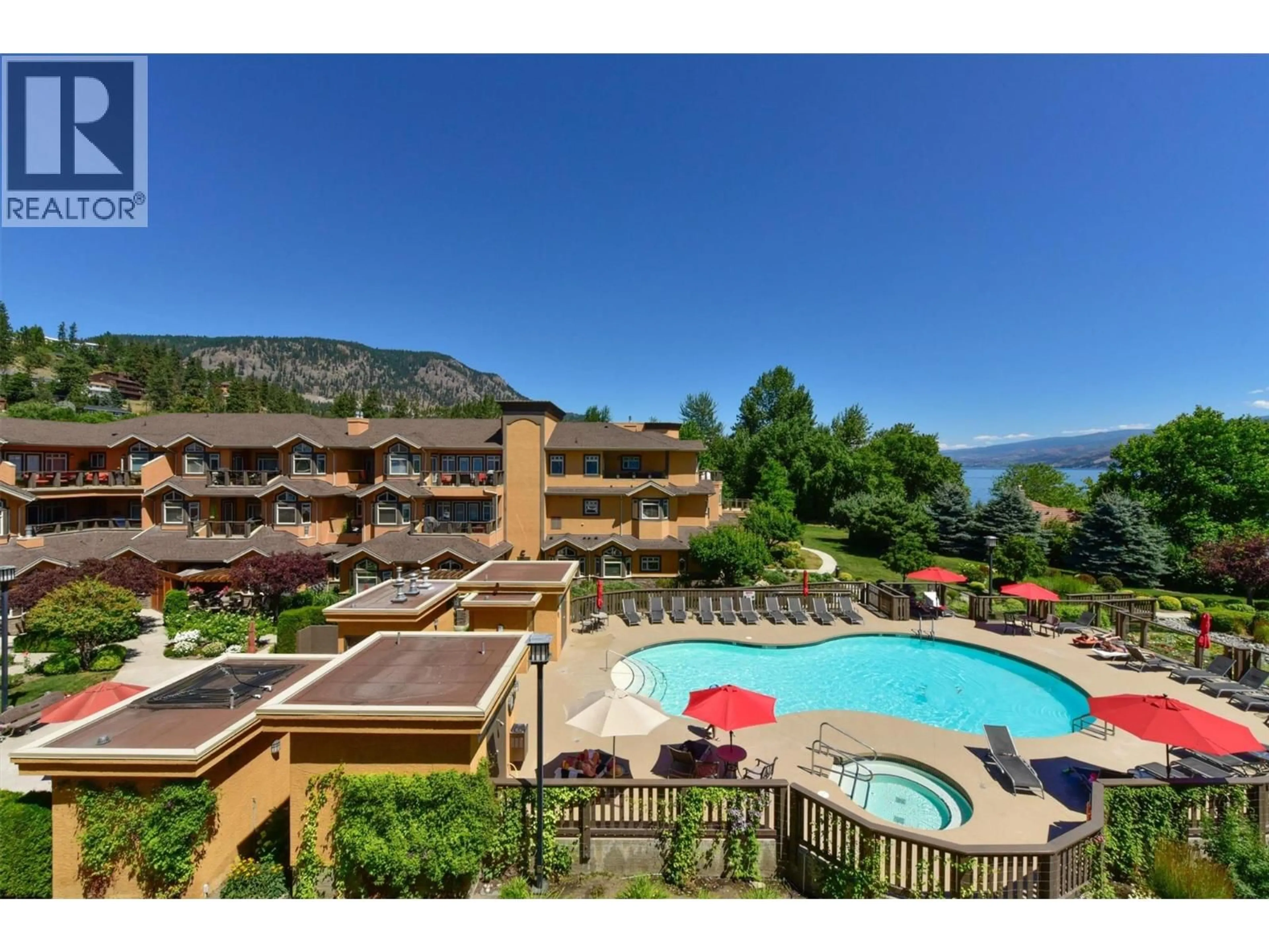 Pool for 236 - 3996 BEACH AVENUE, Peachland British Columbia V0H1X1