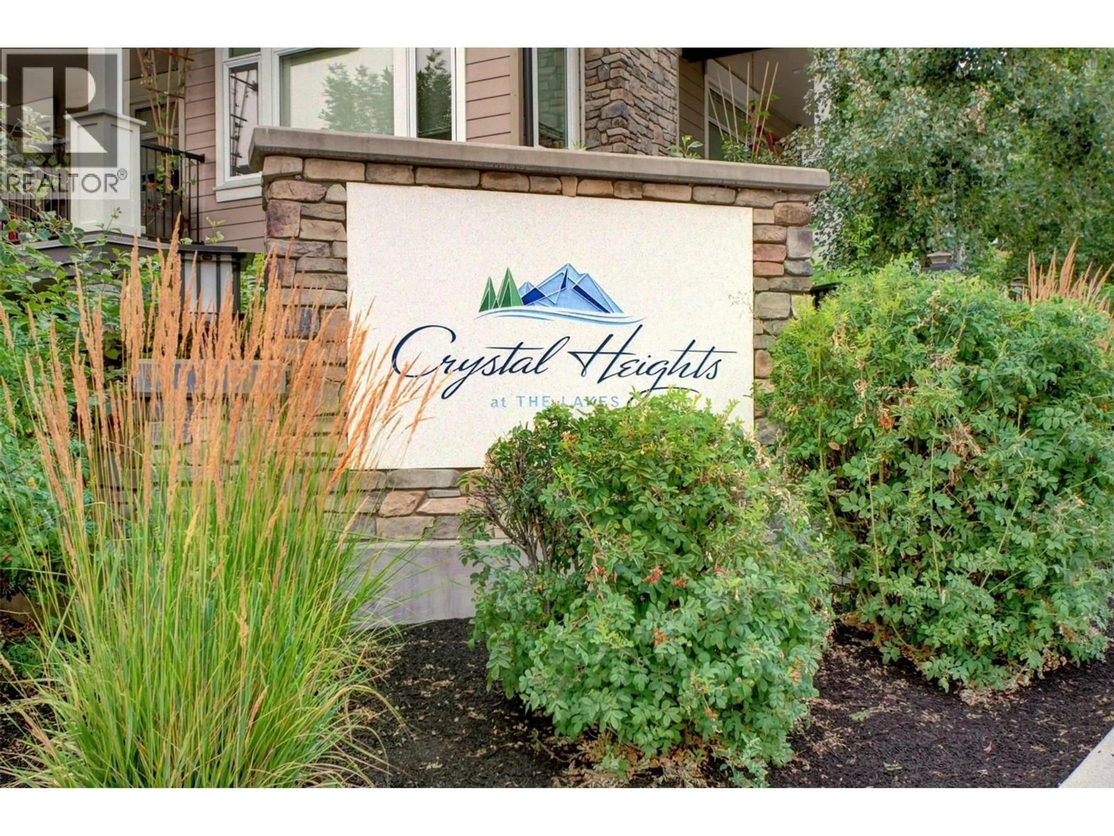 Indoor foyer for 58 - 12850 STILLWATER COURT, Lake Country British Columbia V4V2S9