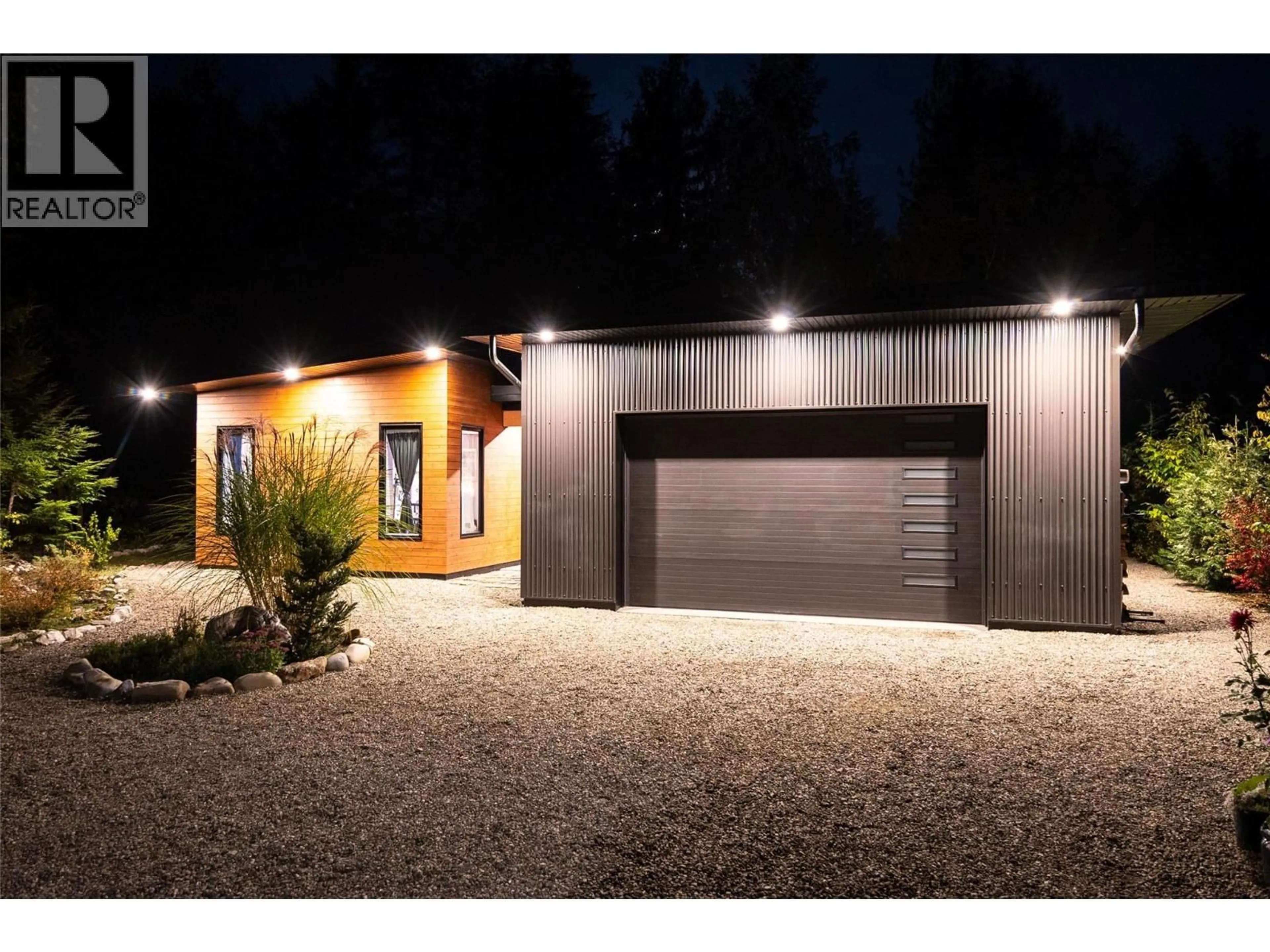 Indoor garage for 2077 UPLANDS ROAD, Revelstoke British Columbia V0E2S1