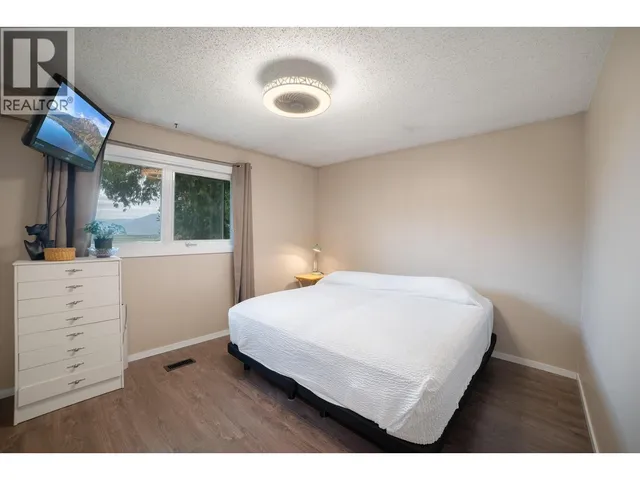 960 MONROSE ROAD, Wynndel 5