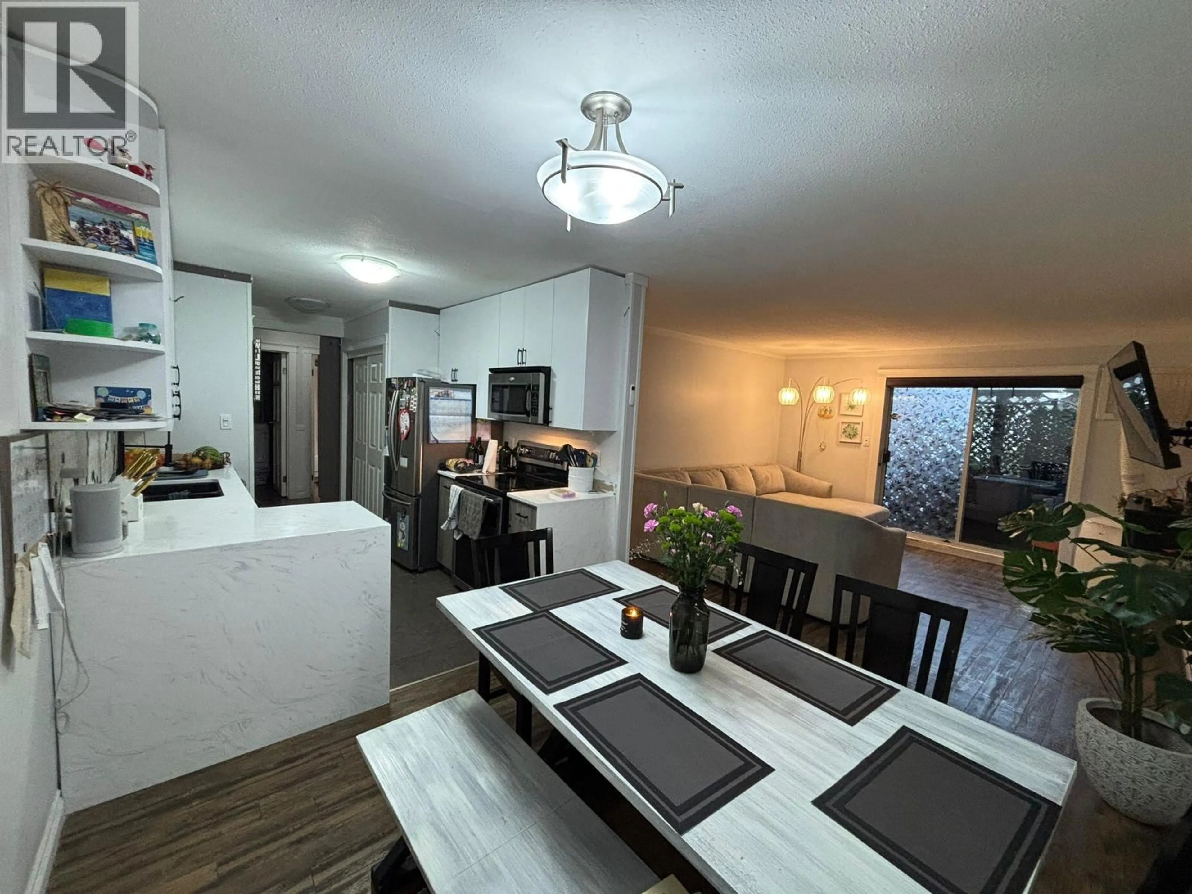 Open concept kitchen, unknown for 190 - 3854 GORDON DRIVE, Kelowna British Columbia V1W3G4