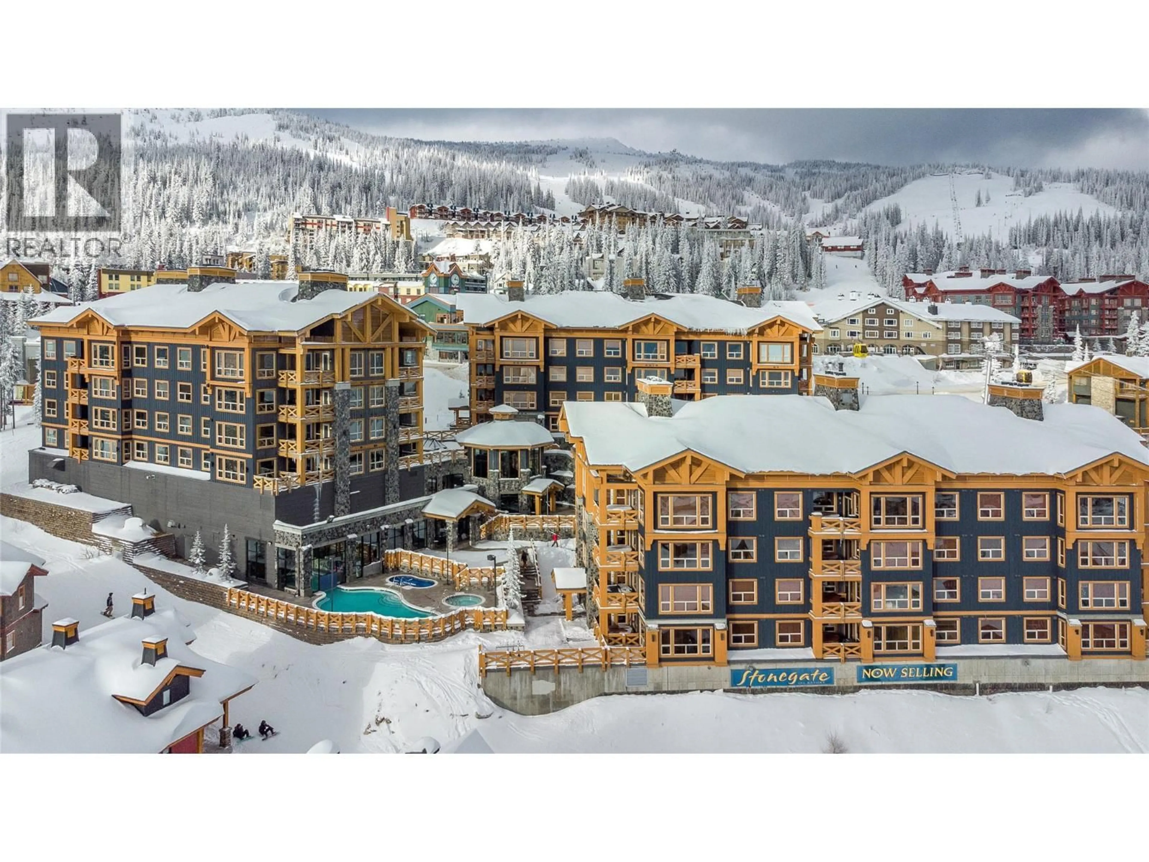 A pic from outside/outdoor area/front of a property/back of a property/a pic from drone, mountain view for 105 - 5300 BIG WHITE ROAD, Big White British Columbia V1P1P3