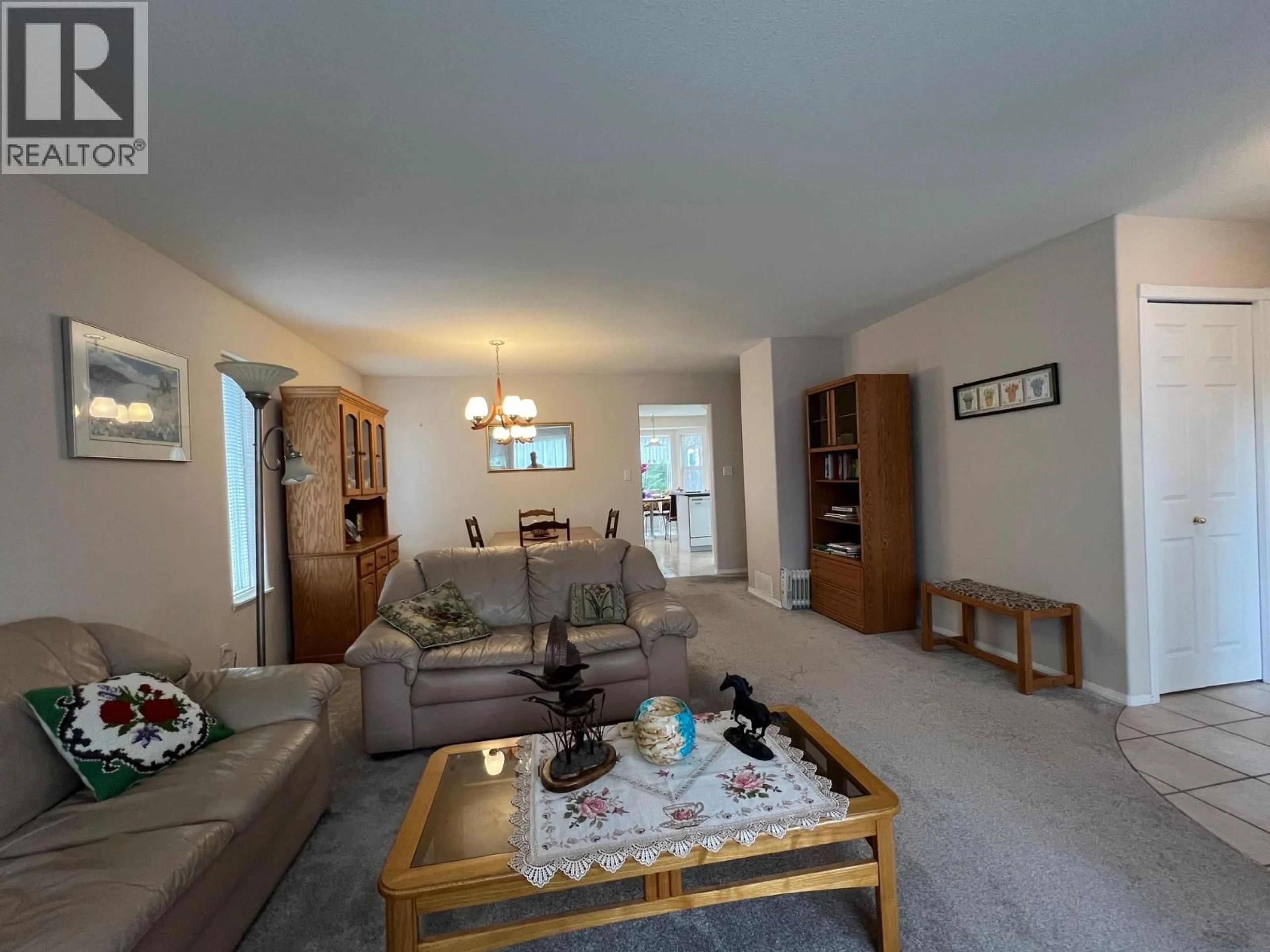 Living room with furniture, unknown for 604 6TH AVENUE, Vernon British Columbia V1H1Z1