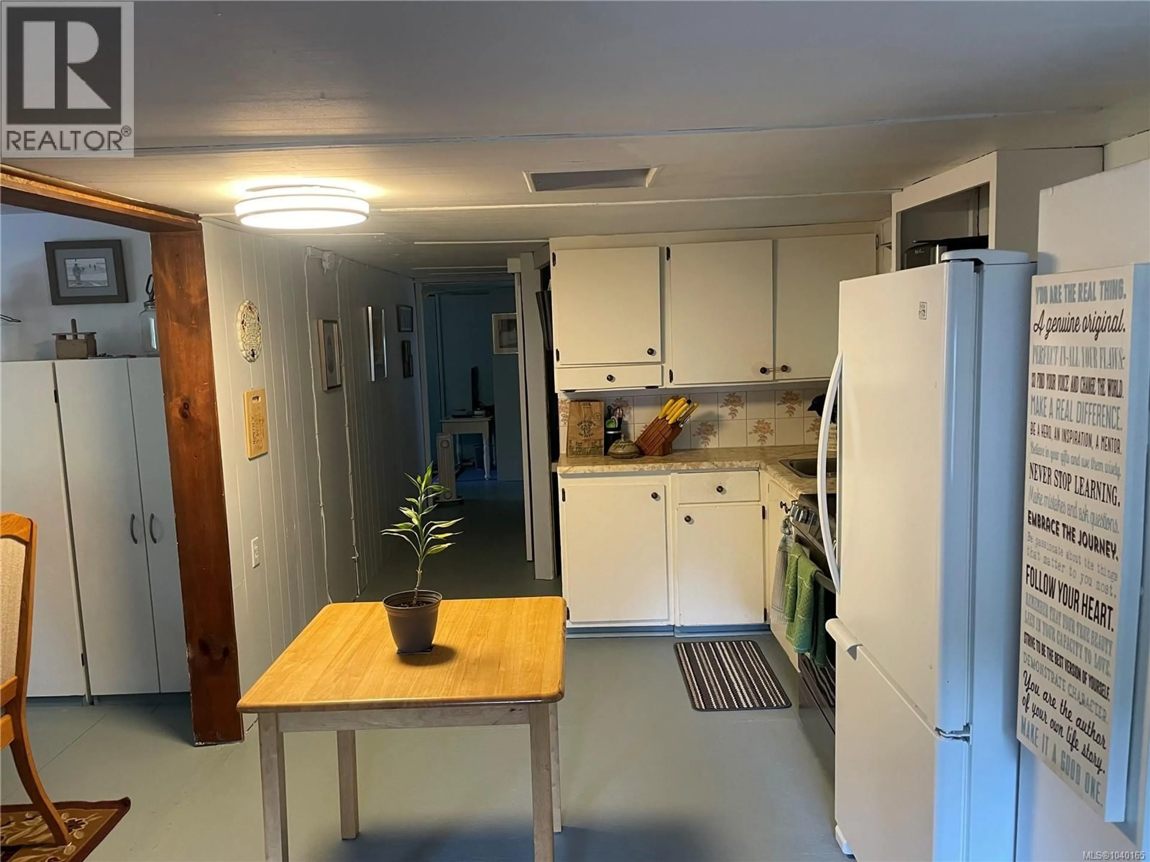 Standard kitchen, unknown for 247 HUSON ROAD, Qualicum Beach British Columbia V9K2A2