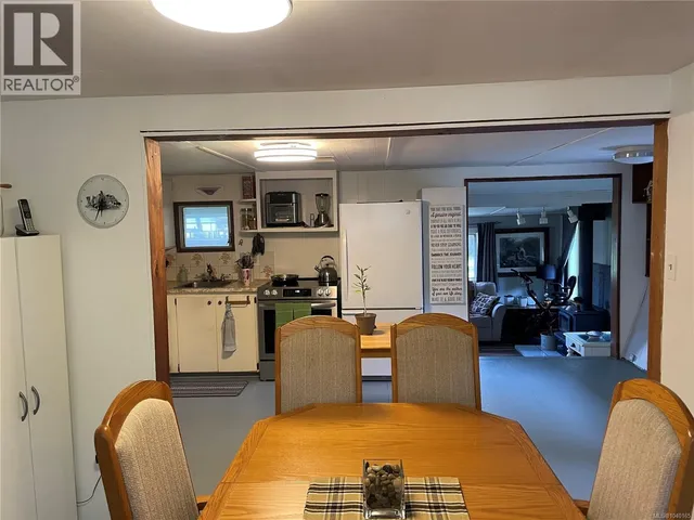 247 HUSON ROAD, Qualicum Beach 5
