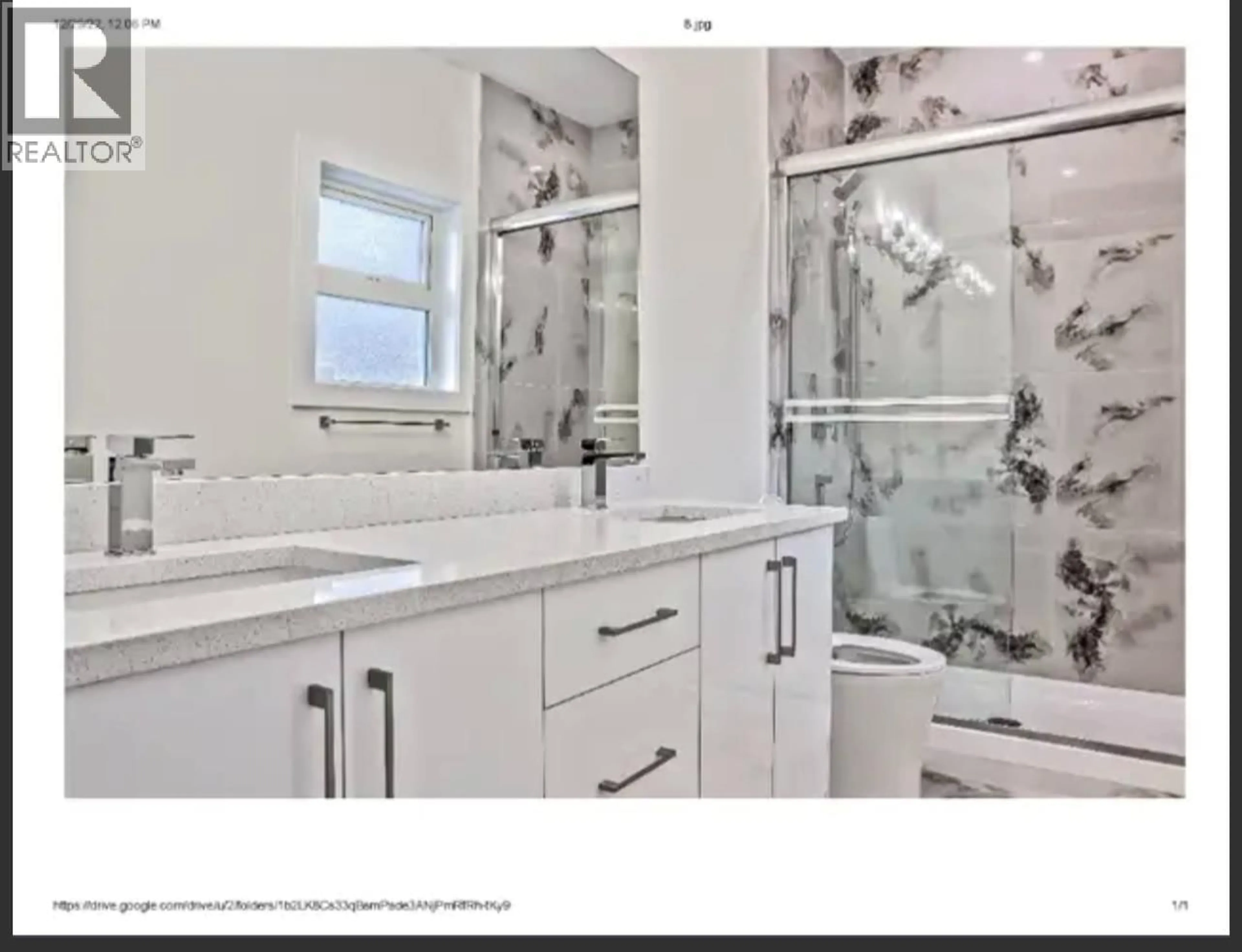 Contemporary bathroom, ceramic/tile floor for 1 - 1354 RUTLAND ROAD NORTH, Kelowna British Columbia V1X0C2