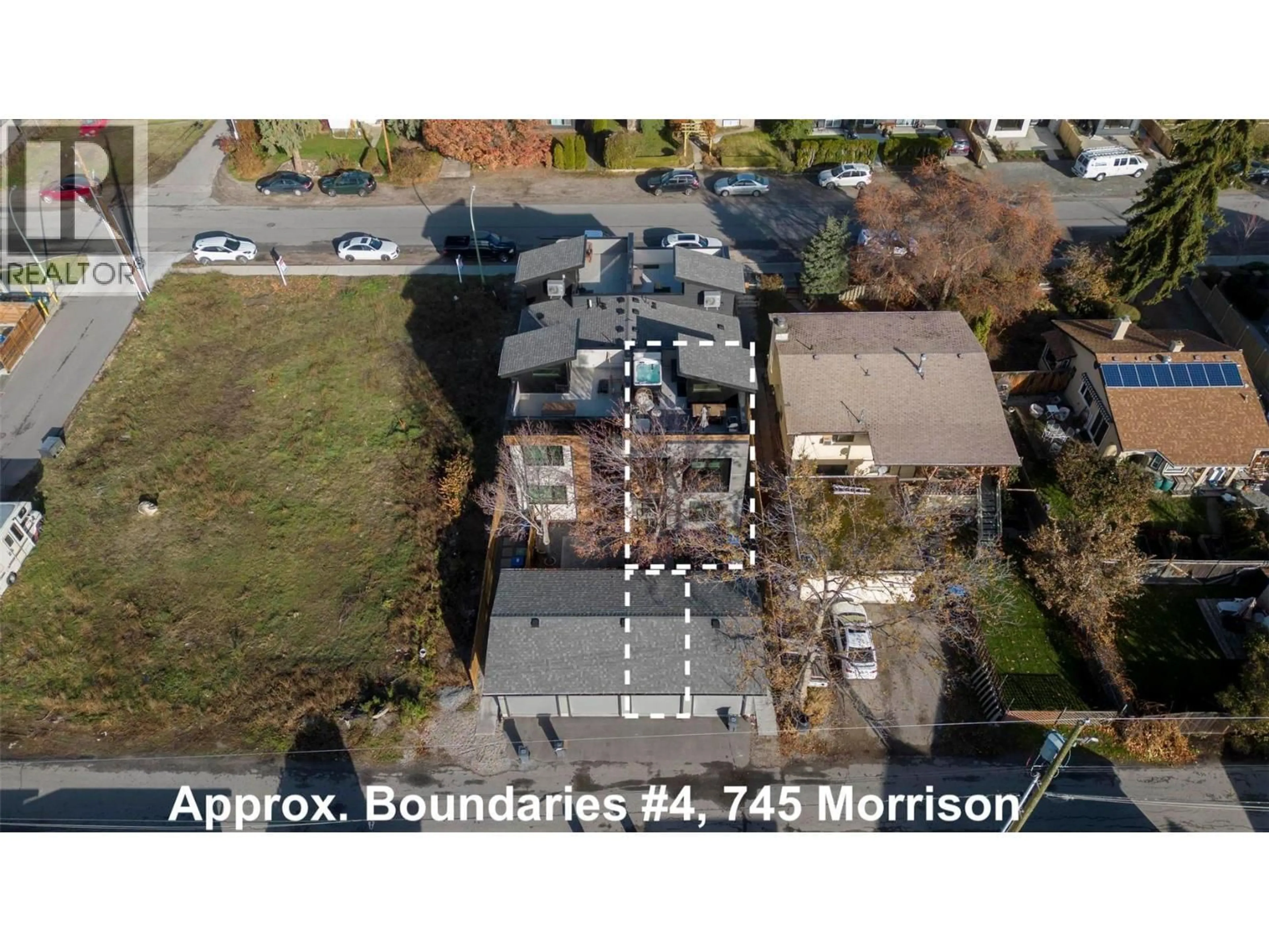 A pic from outside/outdoor area/front of a property/back of a property/a pic from drone, unknown for 4 - 745 MORRISON AVENUE, Kelowna British Columbia V1Y5E6